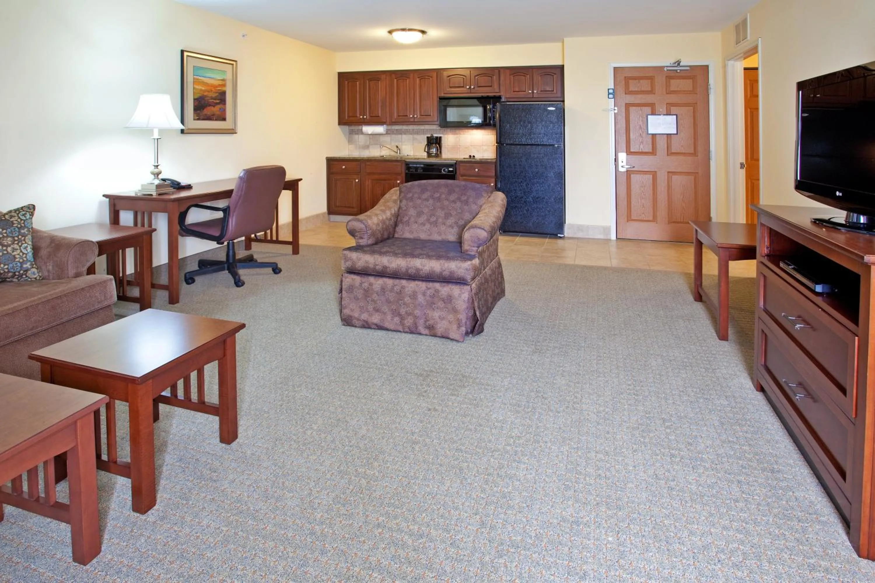 Photo of the whole room in Staybridge Suites Elkhart North by IHG