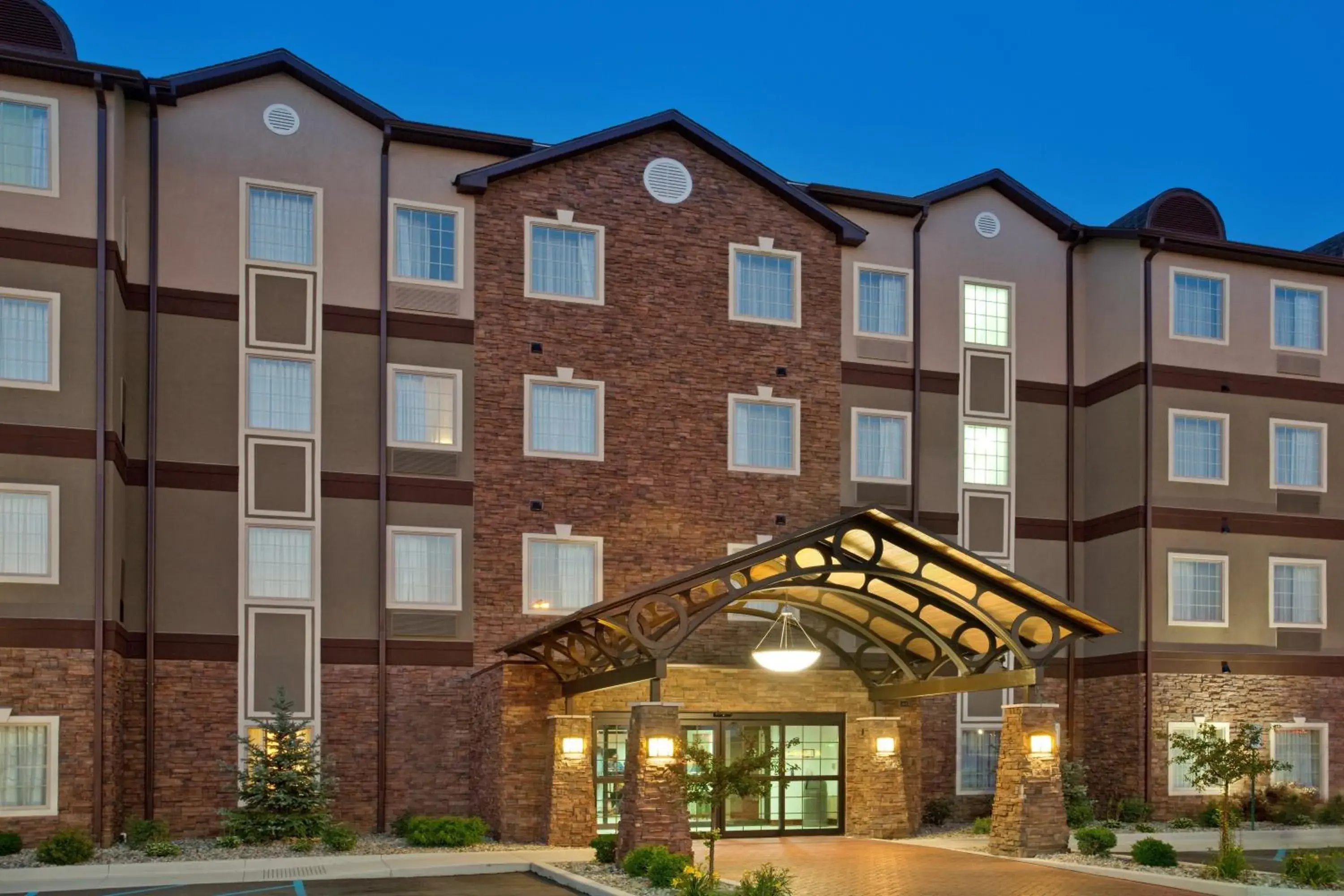 Property building in Staybridge Suites Elkhart North by IHG Property building in Staybridge Suites Elkhart North by IHG