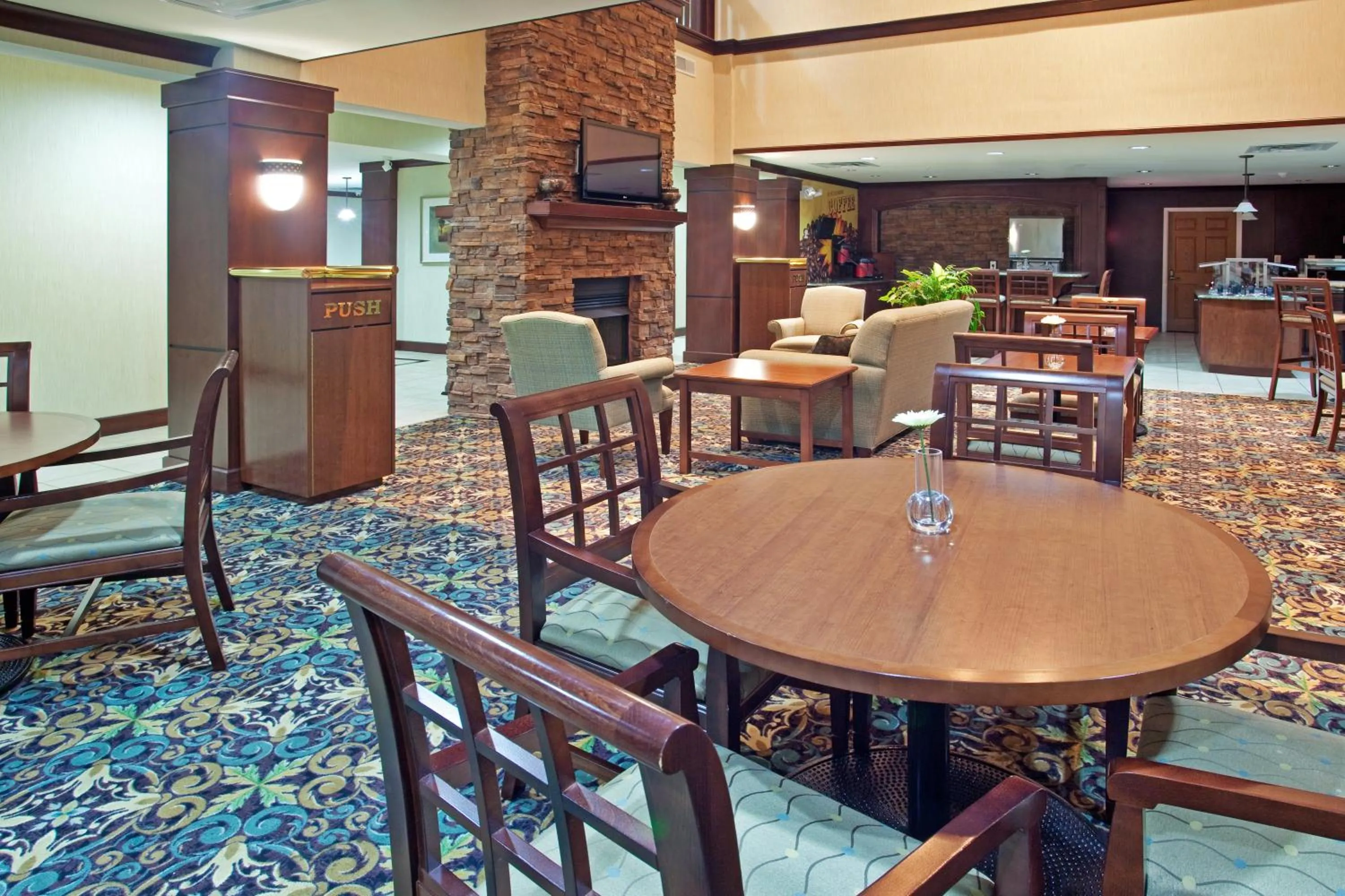 Breakfast in Staybridge Suites Elkhart North by IHG