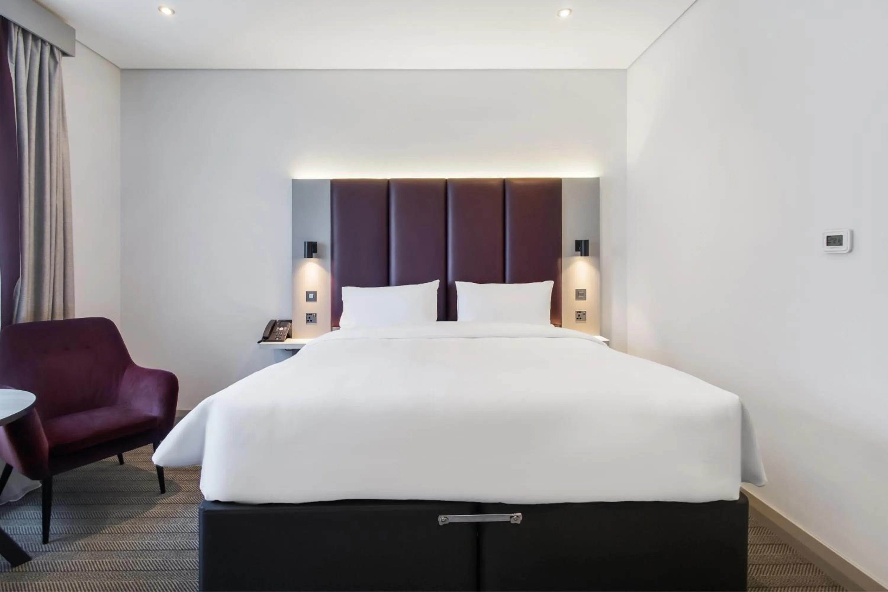 Bedroom, Bed in Premier Inn Dubai International Airport - An Emirates Group Company