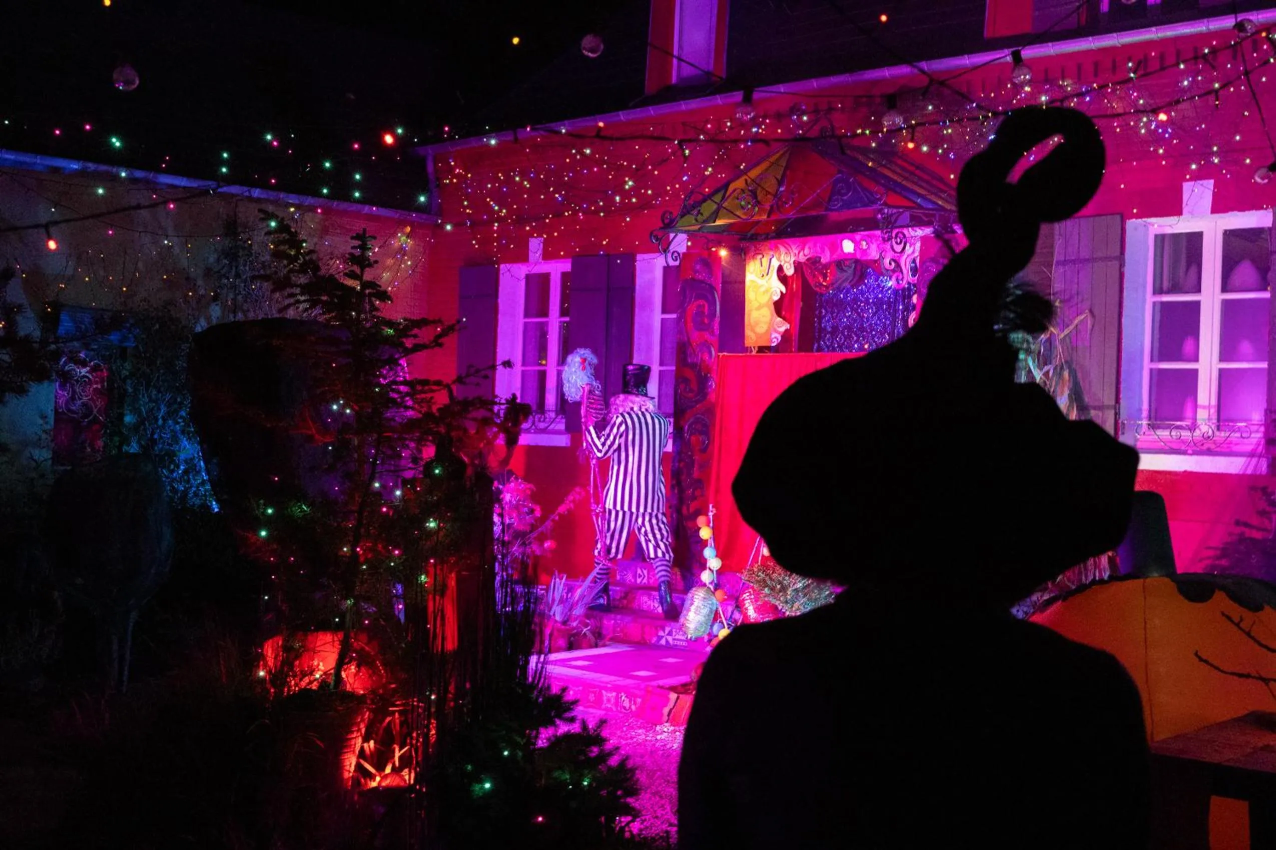 Evening entertainment in Au2 Maison d'Hôtes - Guest House Au2