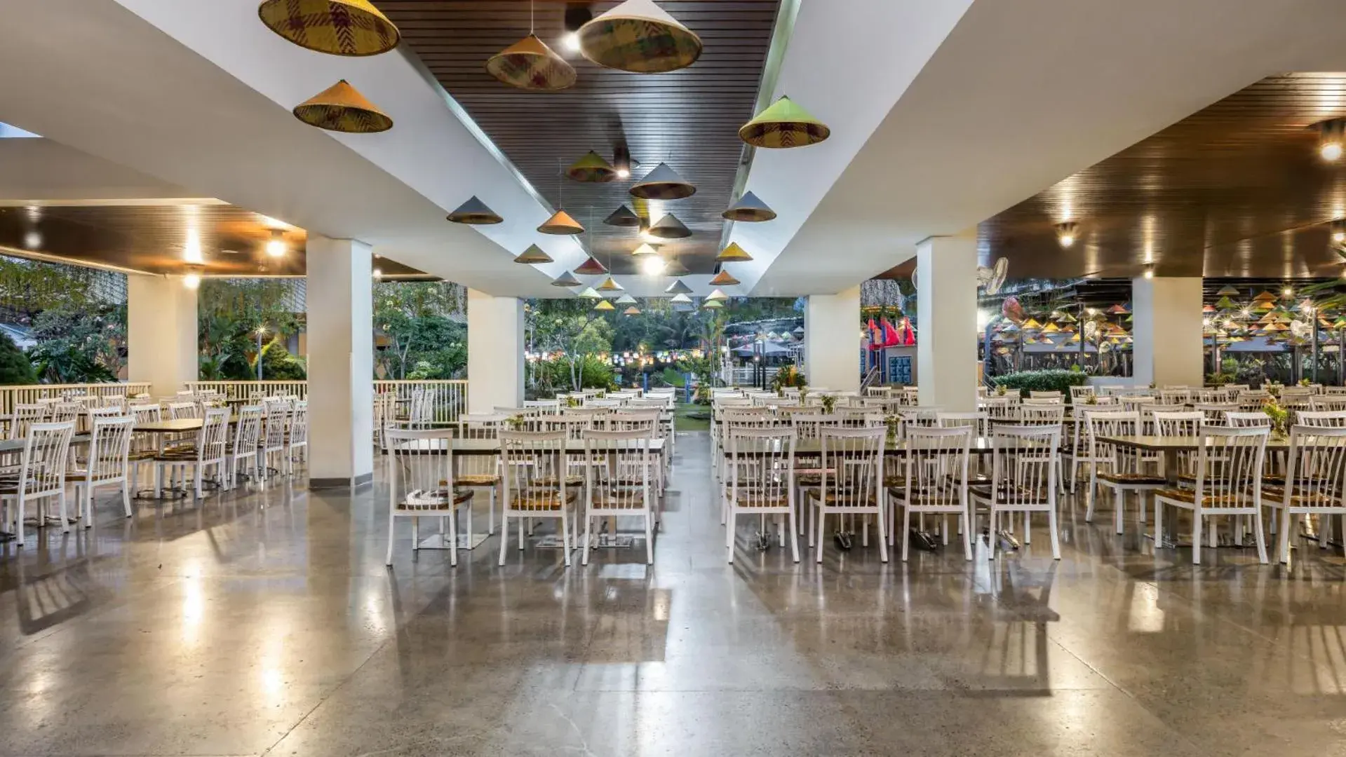 Restaurant/places to eat in The Wujil Resort & Conventions Restaurant/places to eat in The Wujil Resort & Conventions