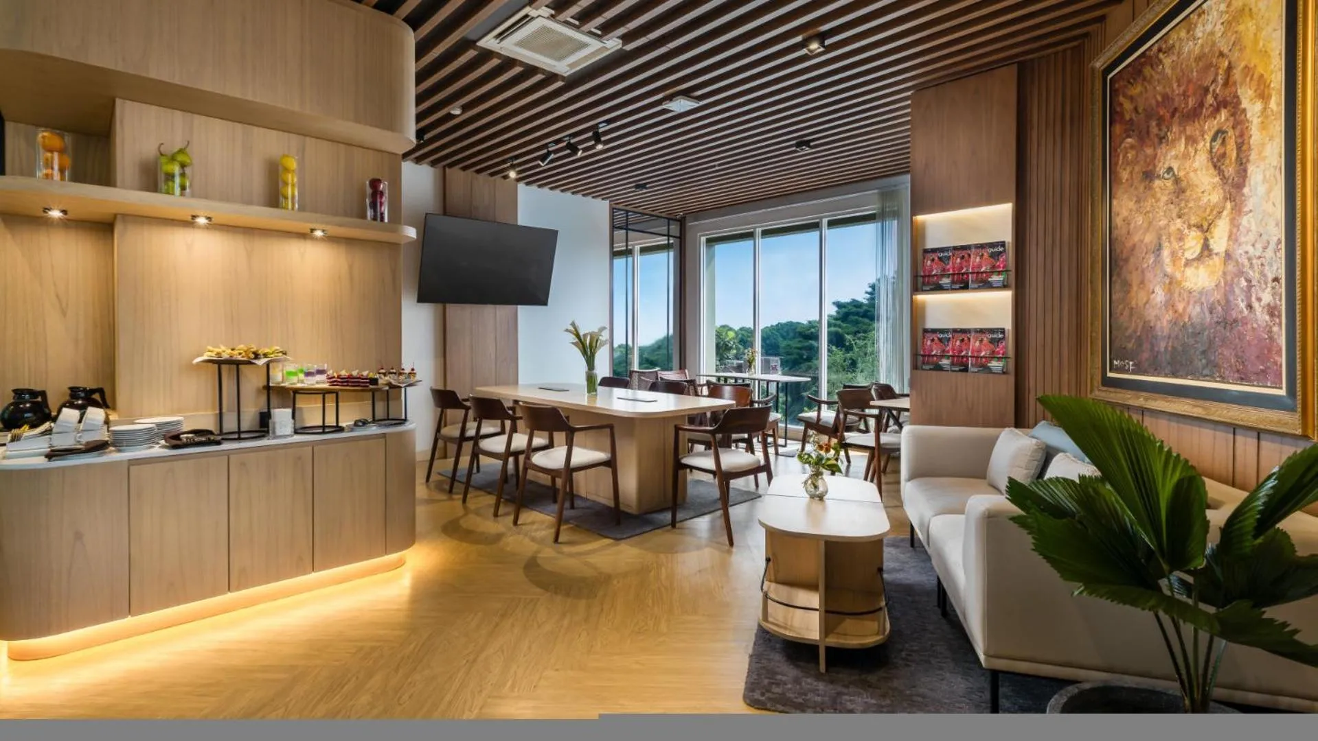 Lounge or bar in The Wujil Resort & Conventions