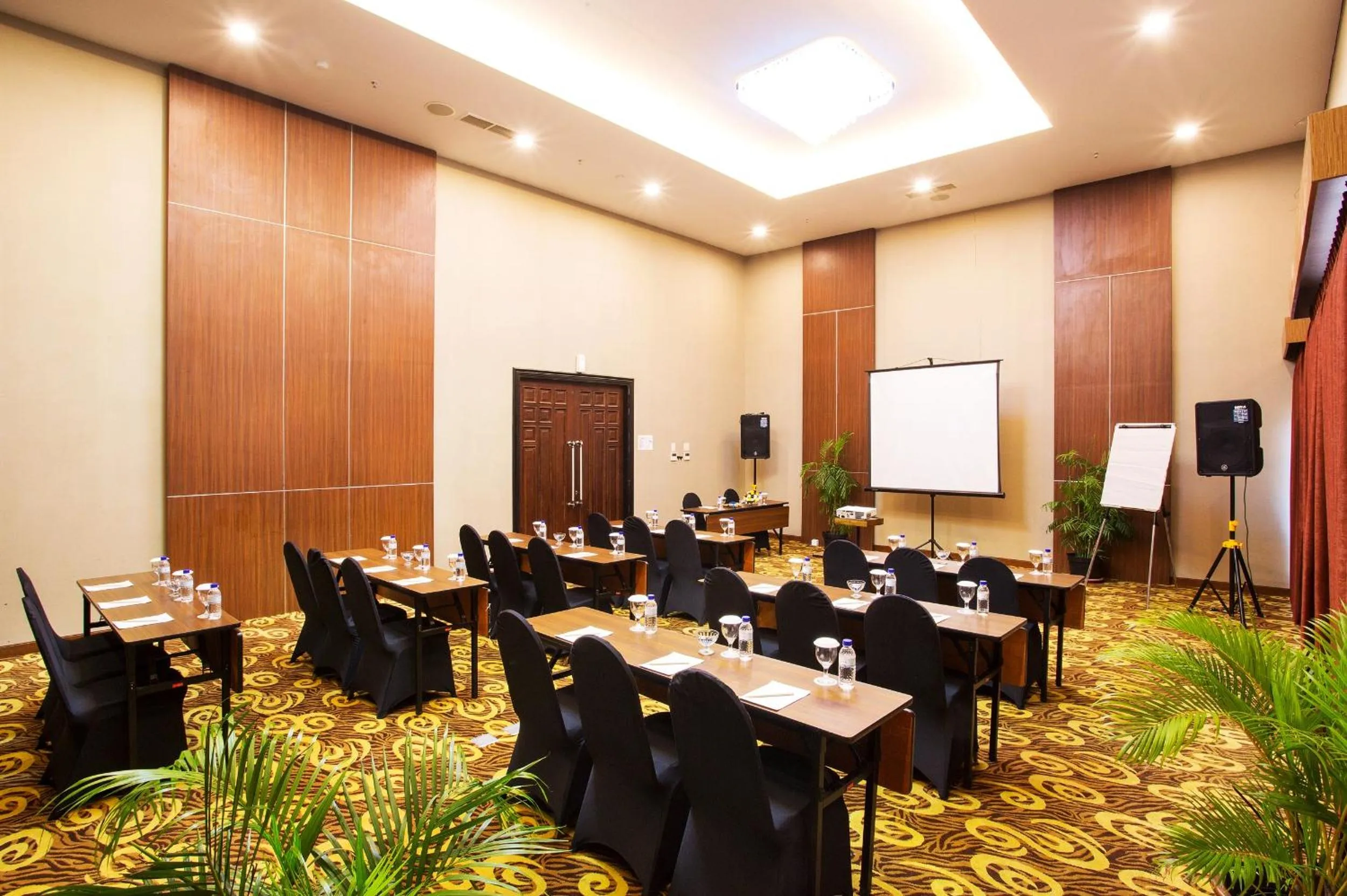 Meeting/conference room in Tara Hotel Yogyakarta