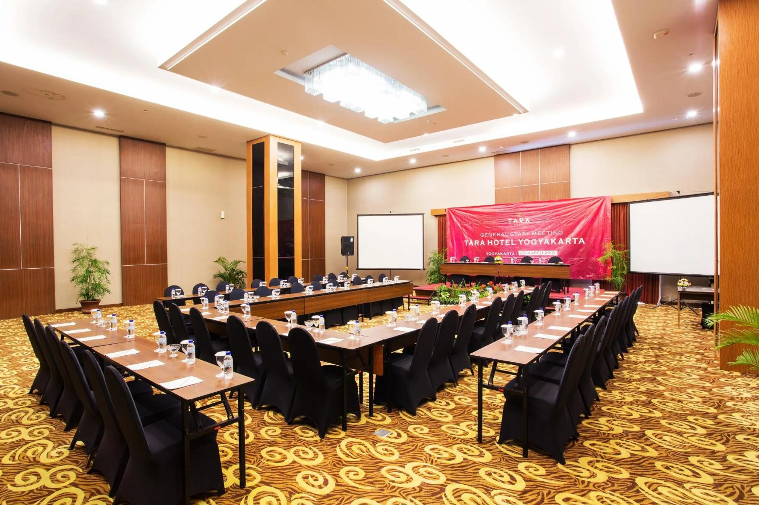 Meeting/conference room in Tara Hotel Yogyakarta