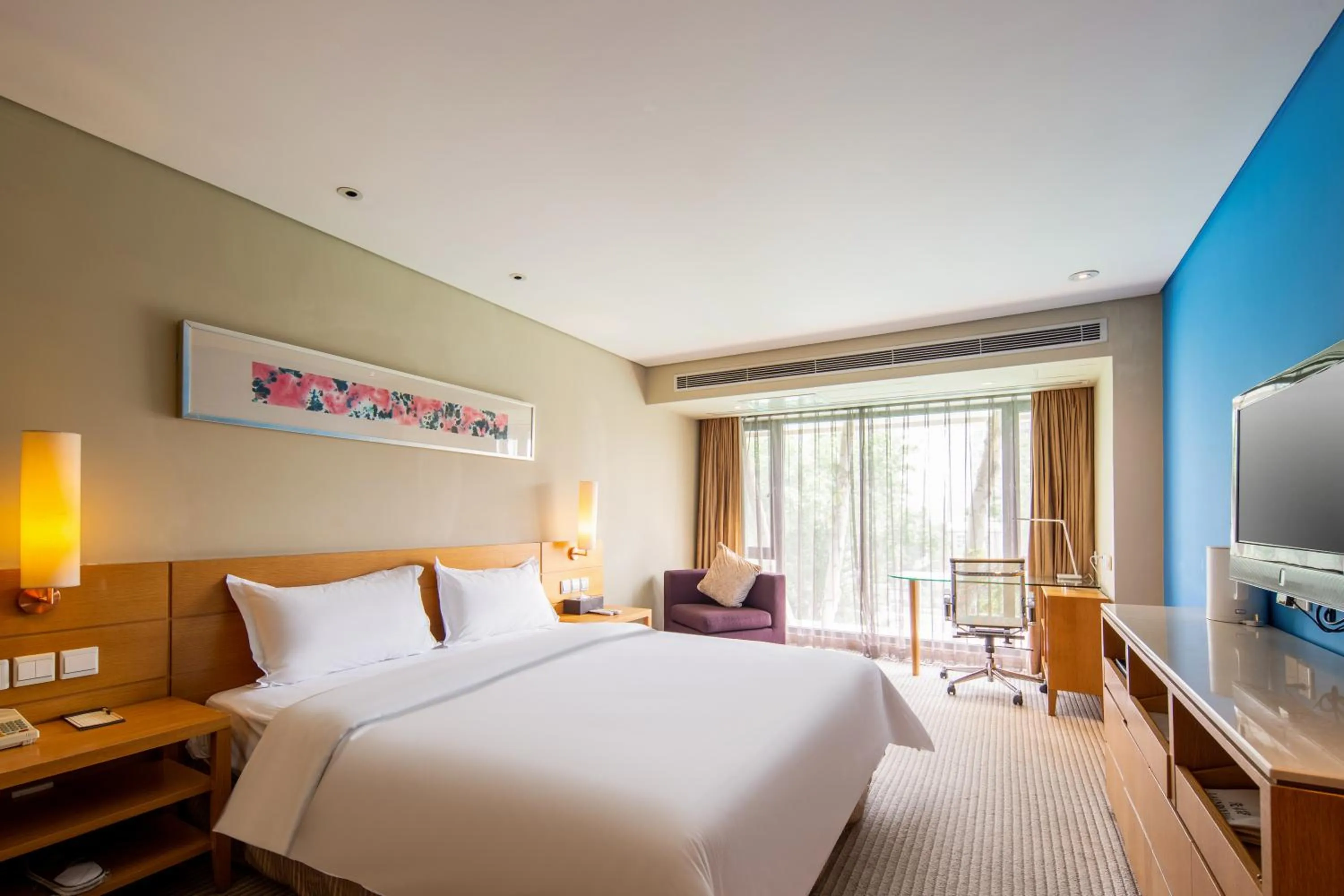 Guests in Gotel Capital