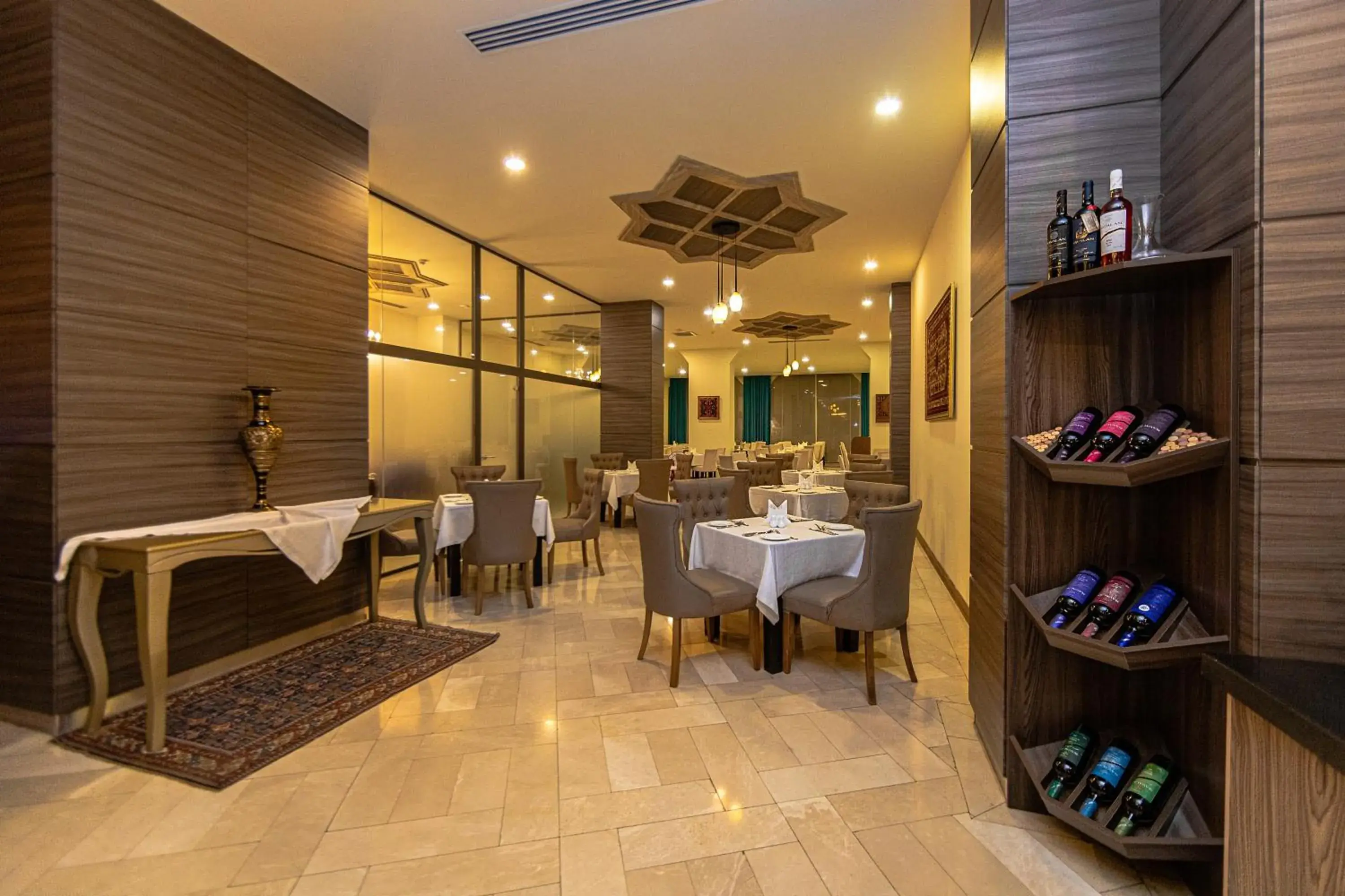 Restaurant/places to eat in Marxal Resort & Spa Restaurant/places to eat in Marxal Resort & Spa