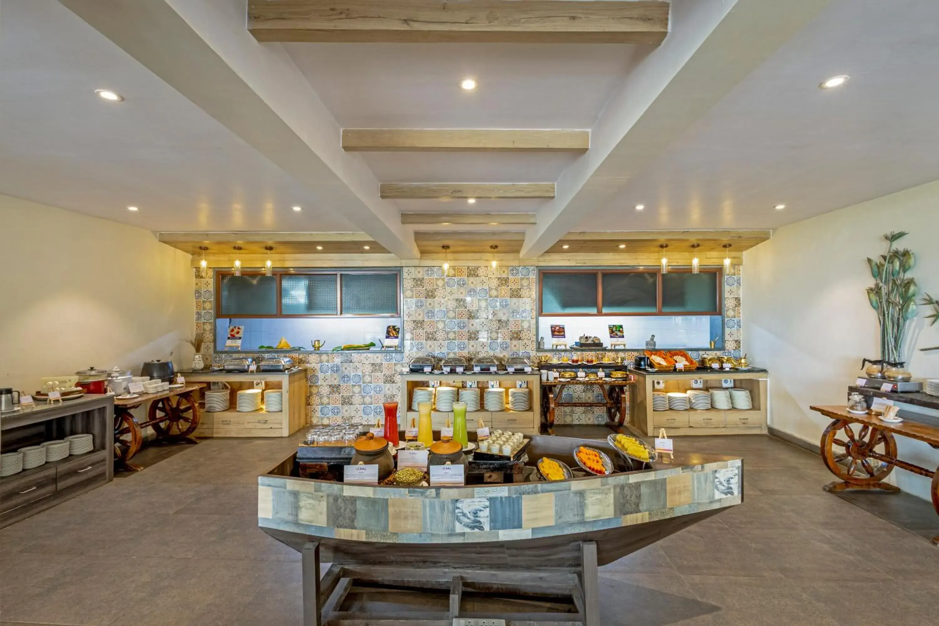 Restaurant/places to eat in Sterling Palavelli Godavari Restaurant/places to eat in Sterling Palavelli Godavari