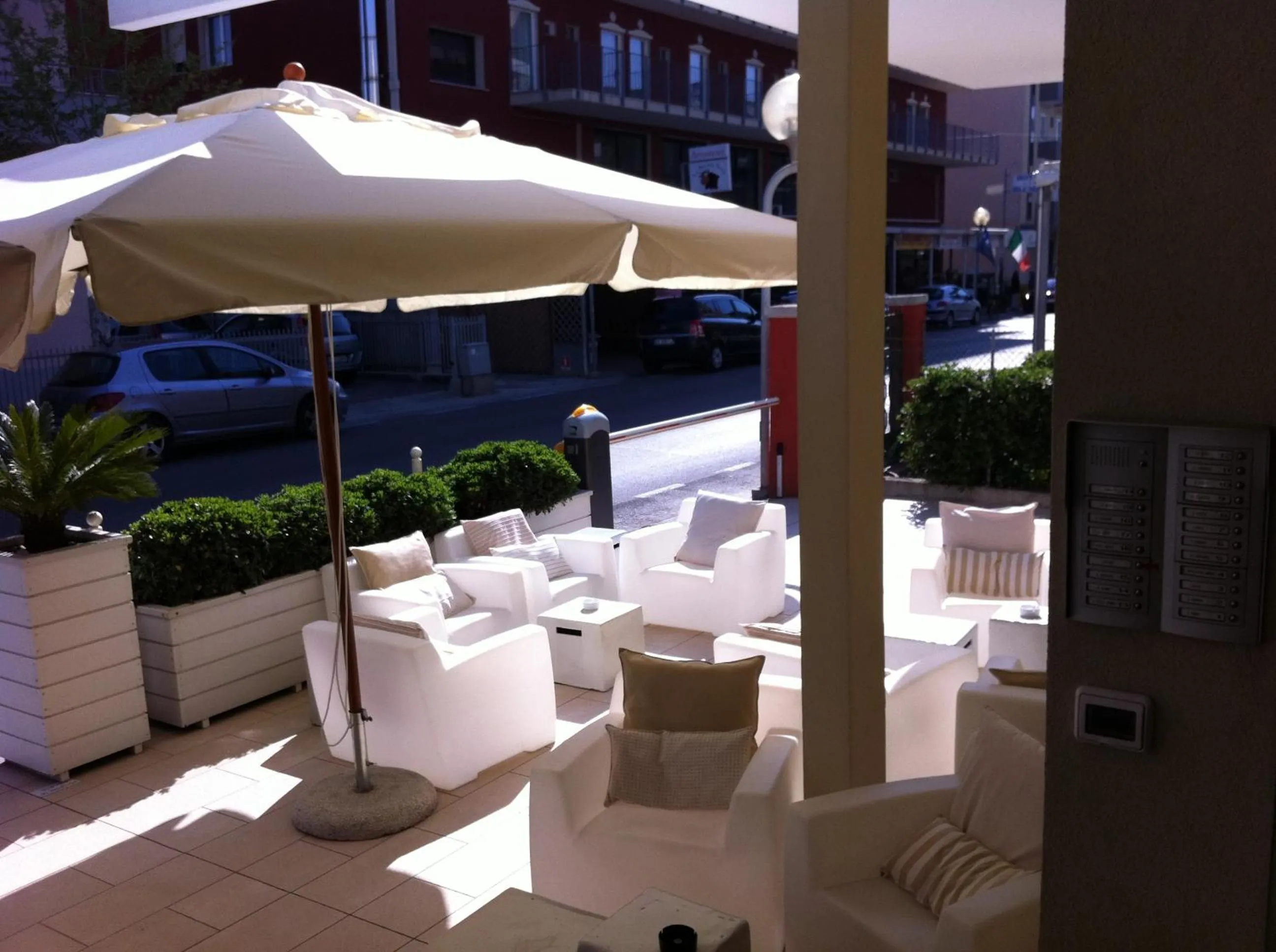 Facade/entrance in Residence Belmare