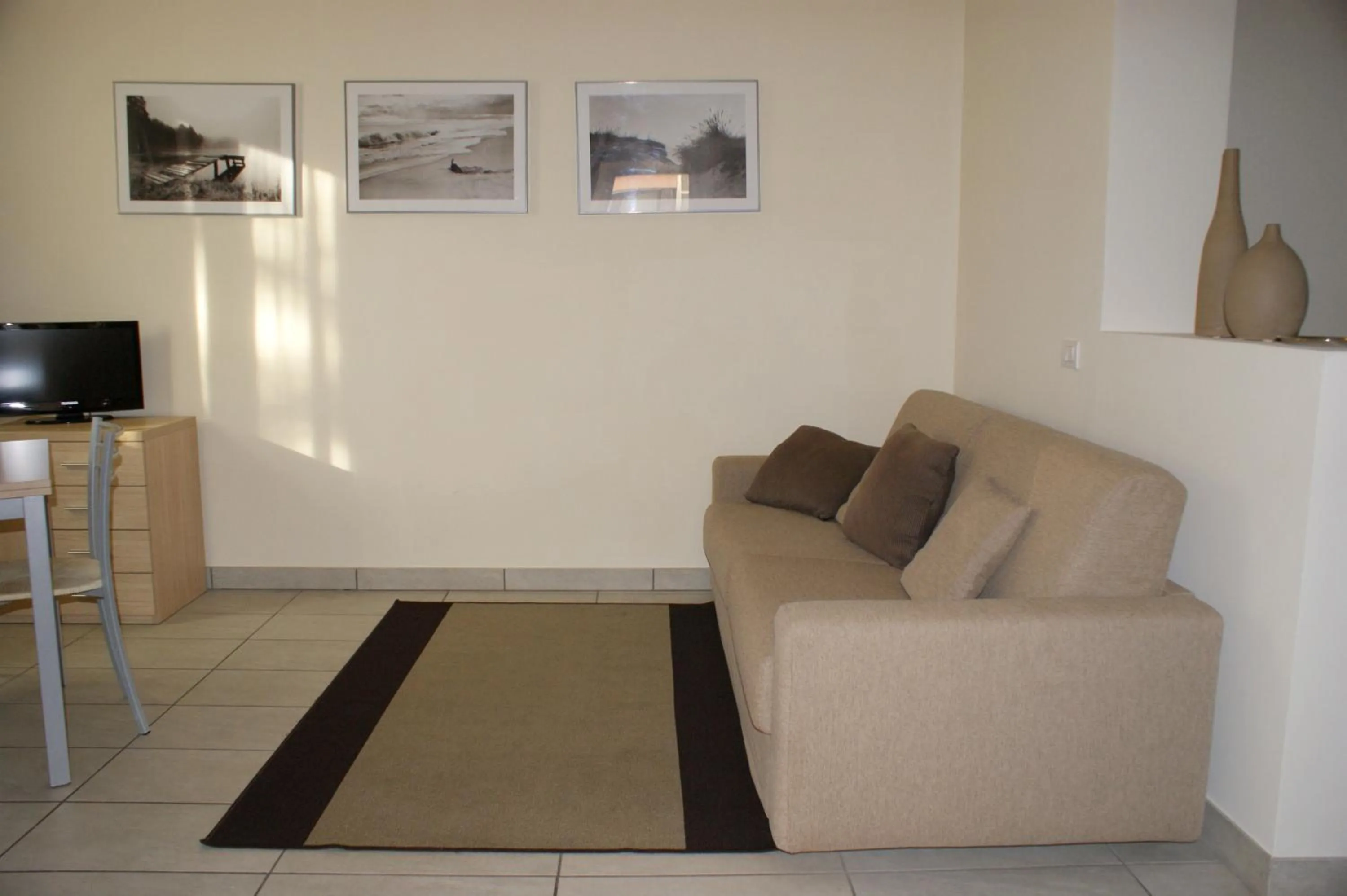 Seating area in Residence Belmare
