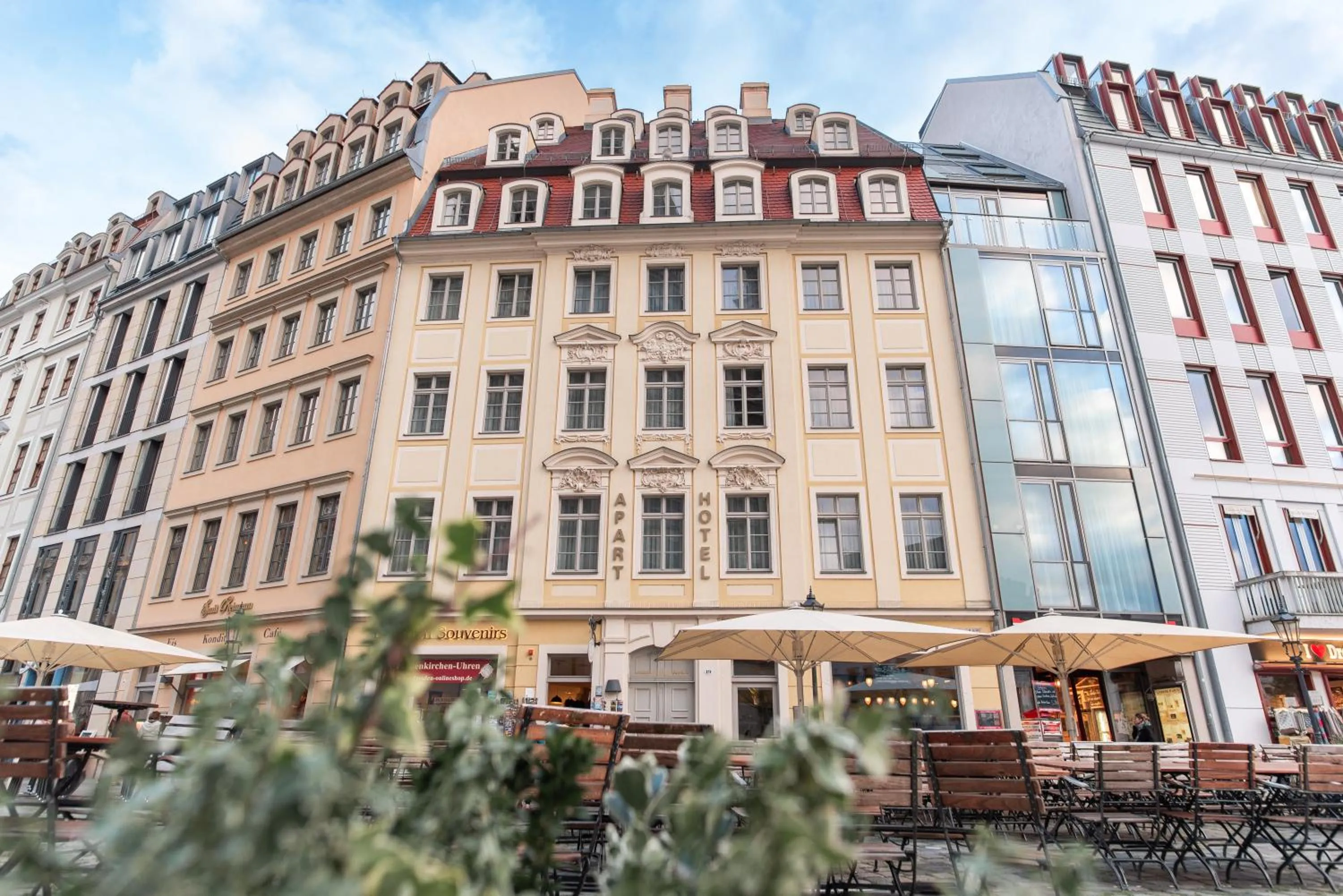 Property building in Aparthotel Altes Dresden