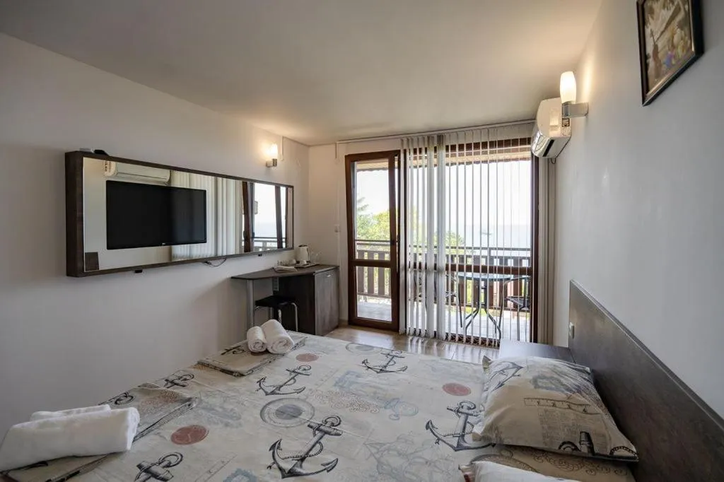 Bed in Complex Fichoza