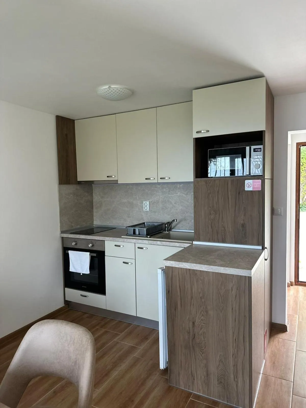 Kitchen or kitchenette in Complex Fichoza