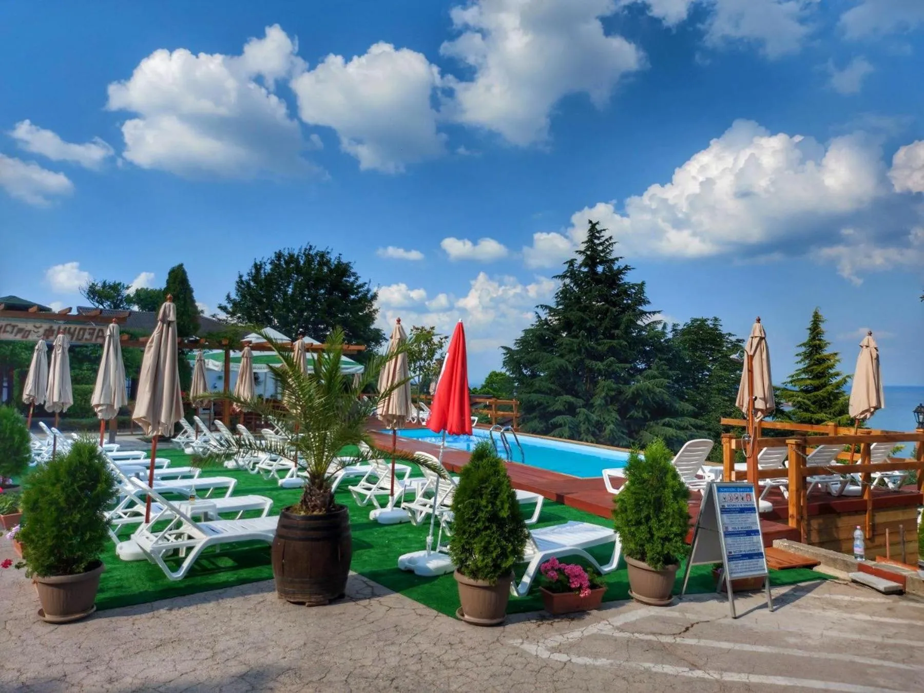 Swimming pool in Complex Fichoza