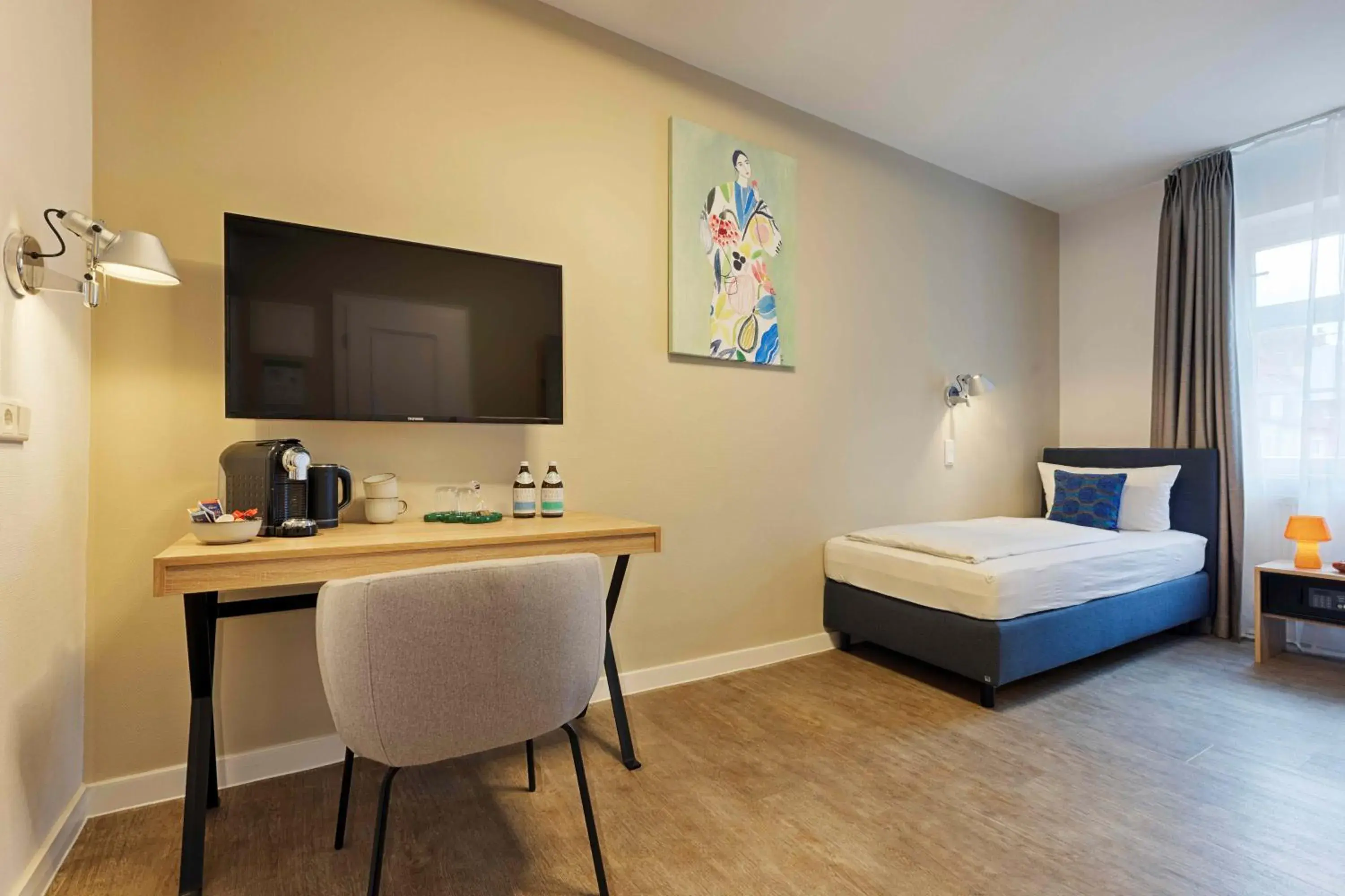 Twin Room in Hotel Zur Stadt Mainz in Würzburger Innenstadt Twin Room in Hotel Zur Stadt Mainz in Würzburger Innenstadt
