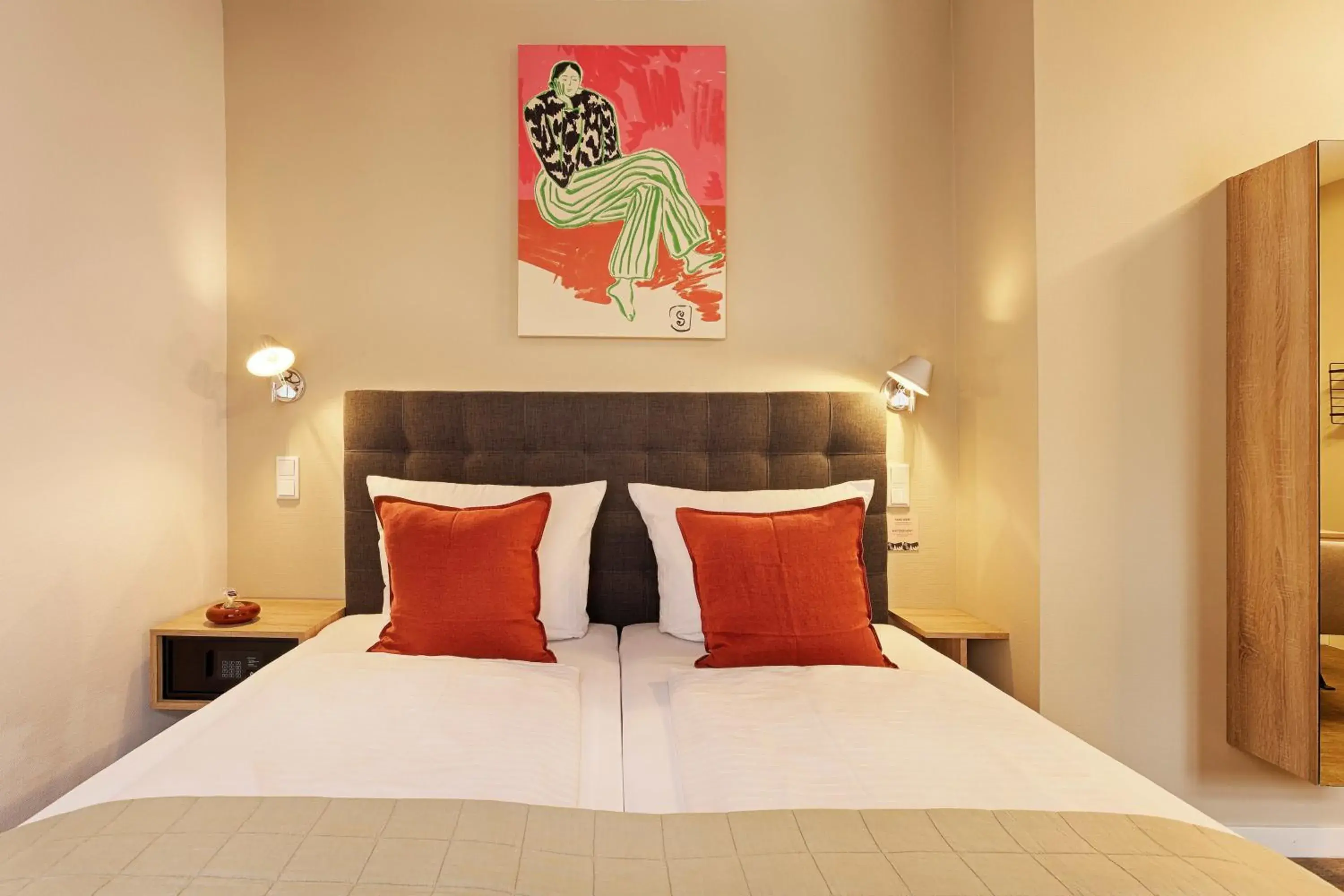 Double Room in Hotel Zur Stadt Mainz in Würzburger Innenstadt Double Room in Hotel Zur Stadt Mainz in Würzburger Innenstadt