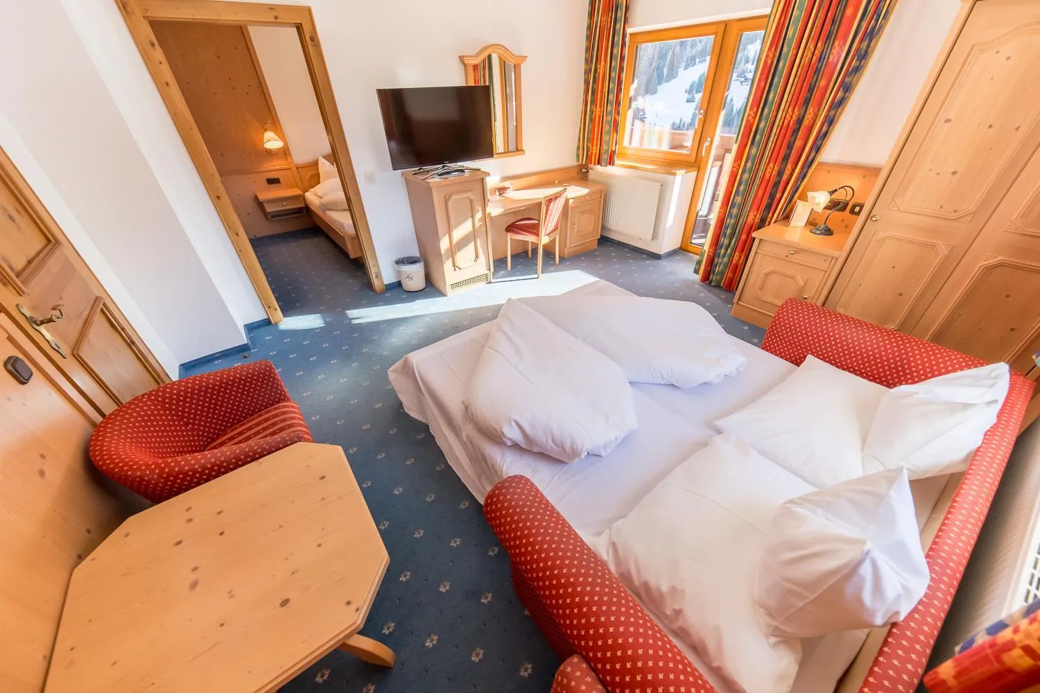 Bed in Hotel Karl Schranz