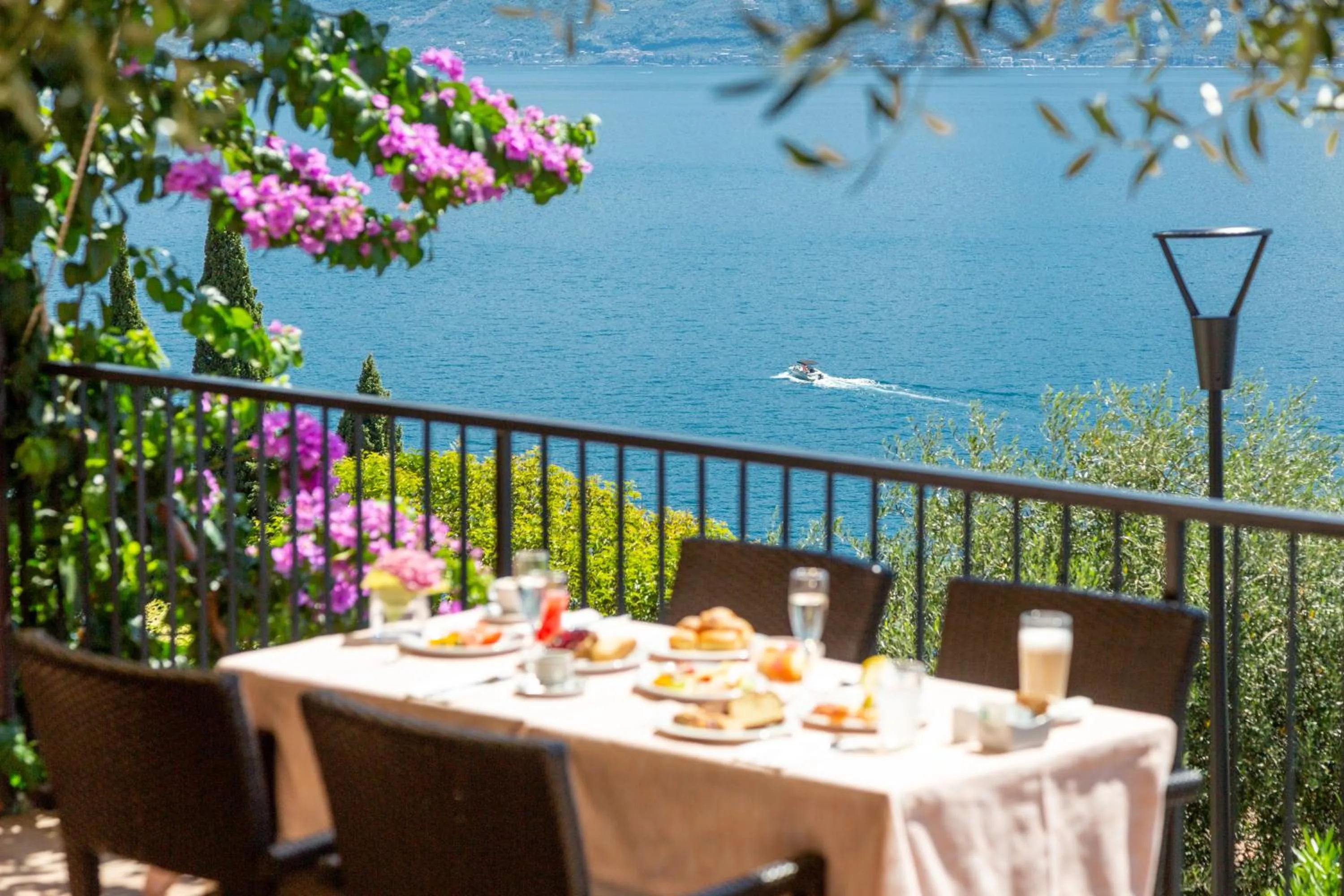 Balcony/Terrace in Hotel Meandro - Lake View
