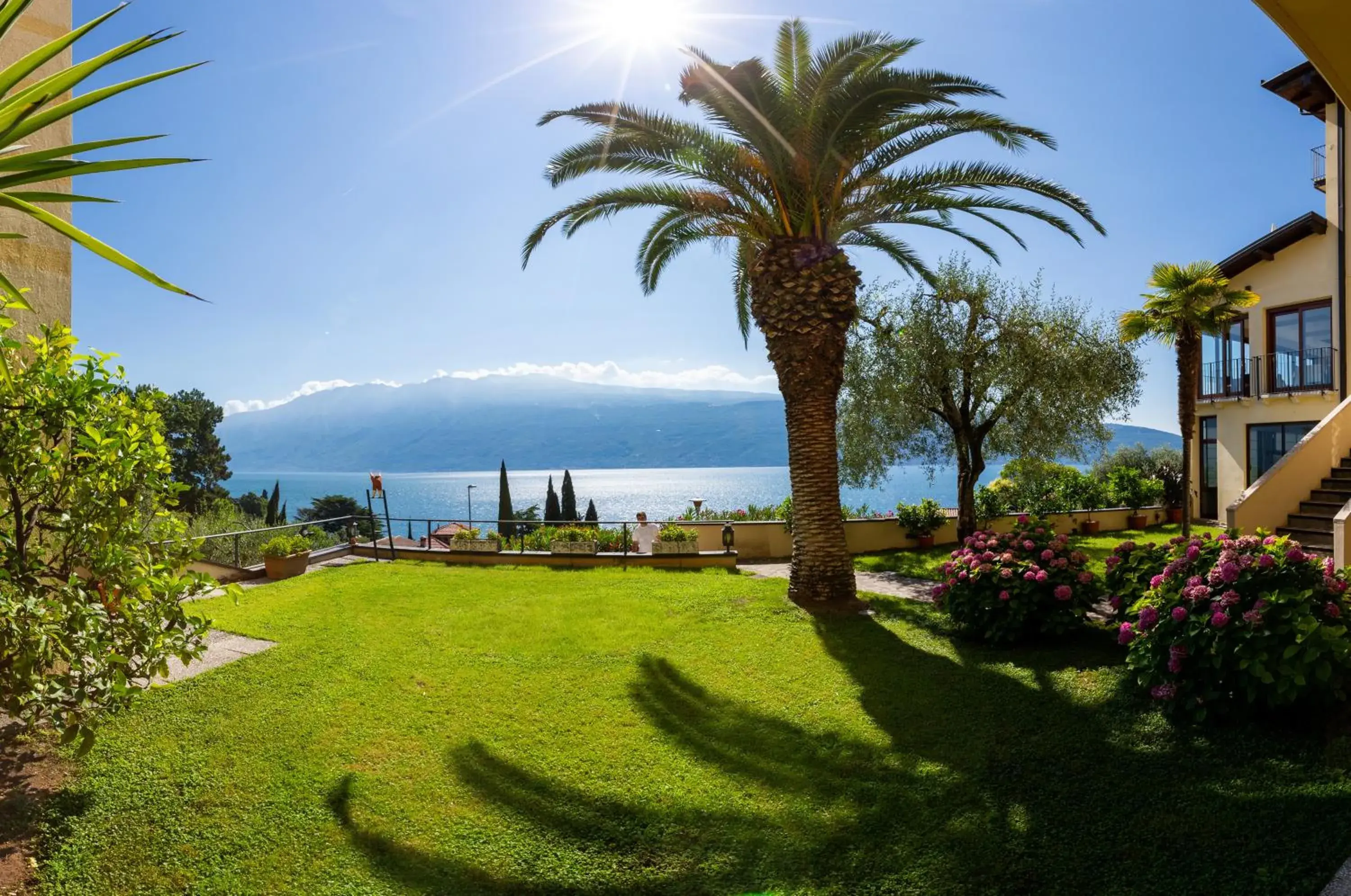 Garden in Hotel Meandro - Lake View Garden in Hotel Meandro - Lake View