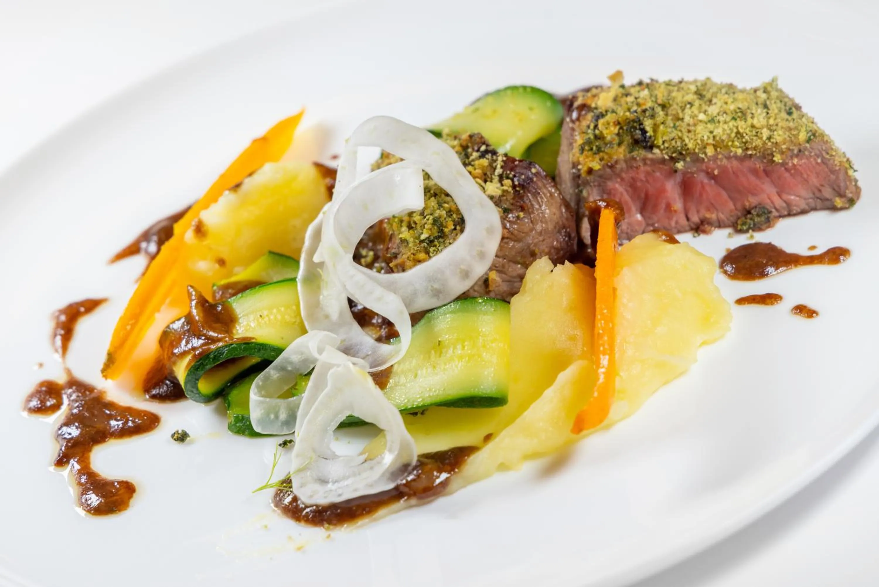 Restaurant/places to eat in Hotel Meandro - Lake View