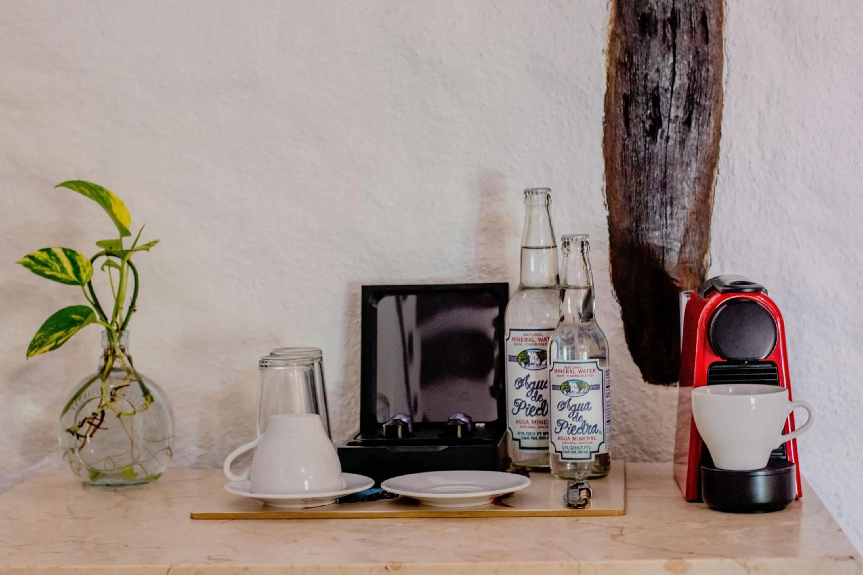 Coffee/tea facilities in Hotel Las Nubes Holbox