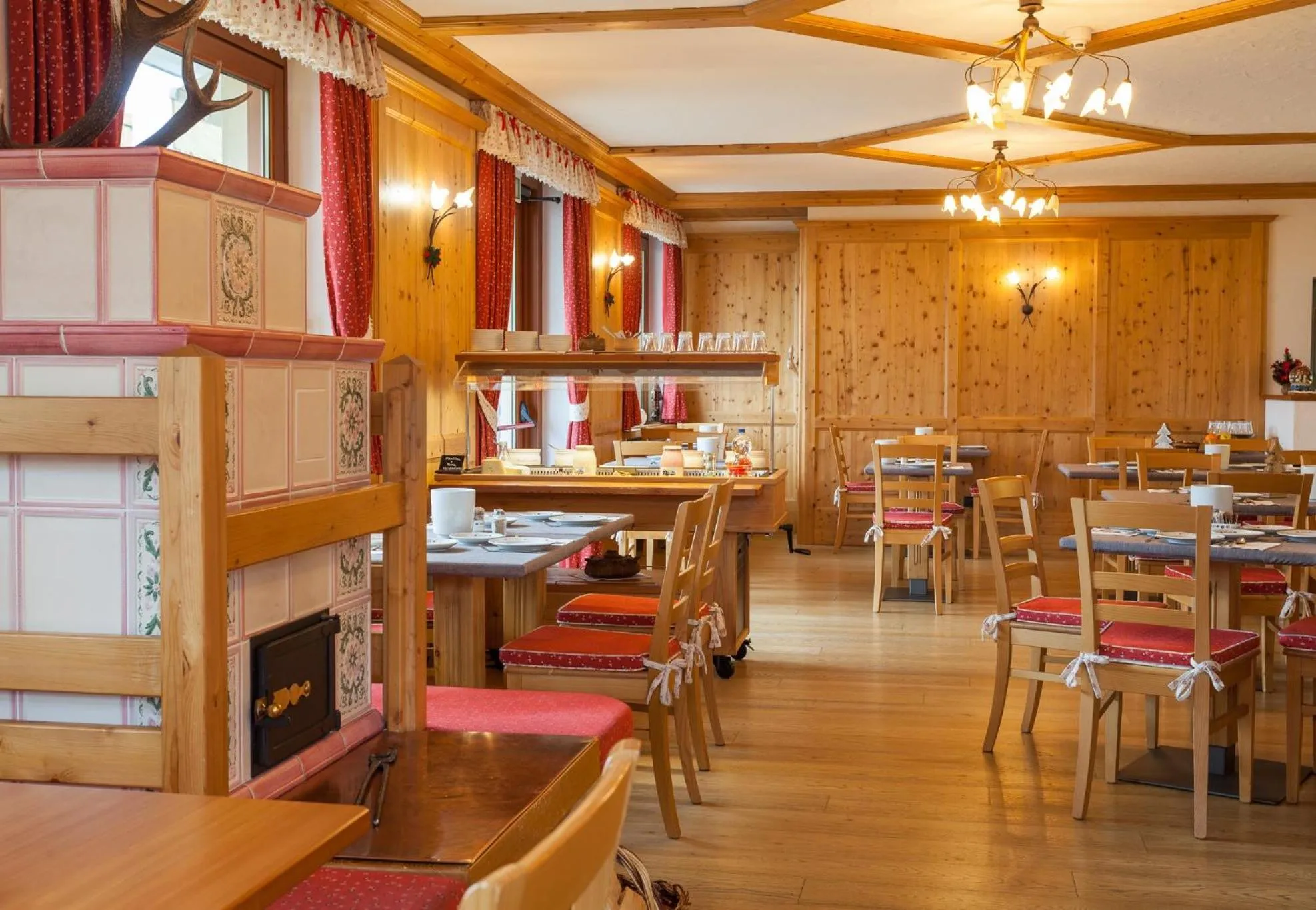 Restaurant/places to eat in Hotel Vallée Blanche Courmayeur