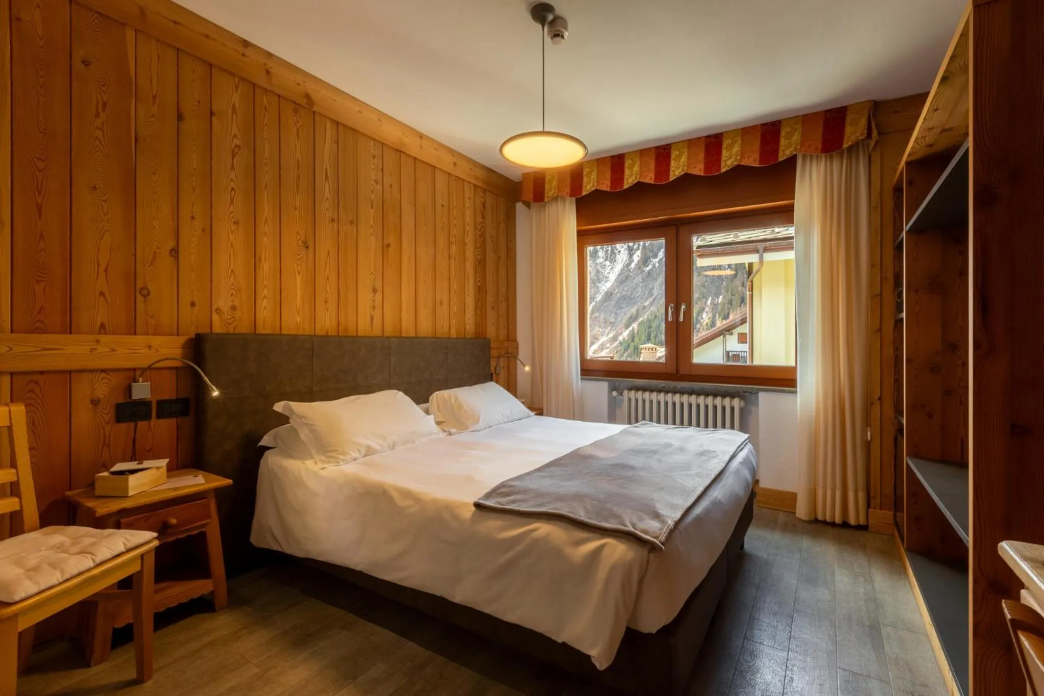 Bed in Hotel Vallée Blanche Courmayeur