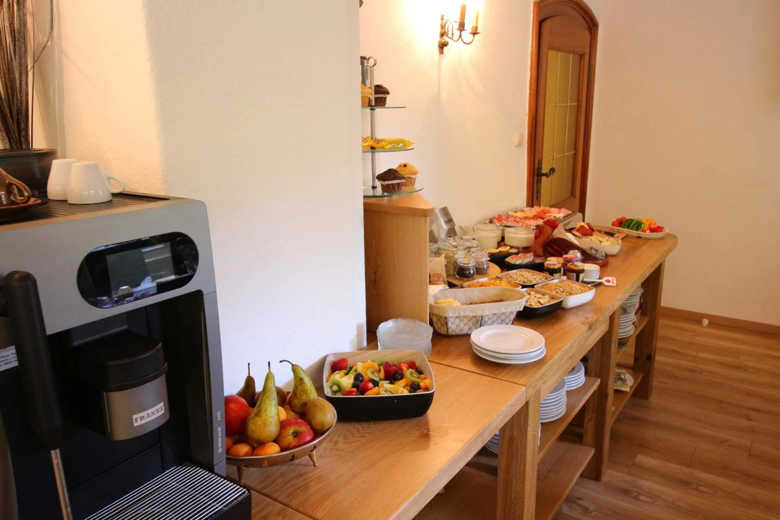 Buffet breakfast in Apart Hotel Paradies