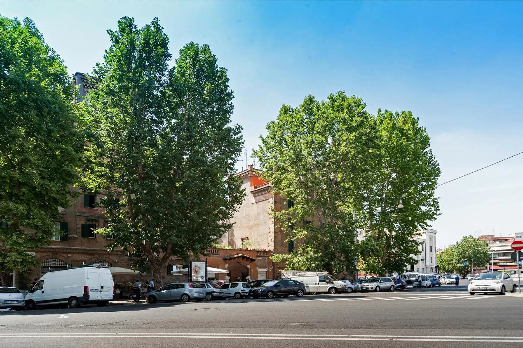 Day in Guesthouse Pop