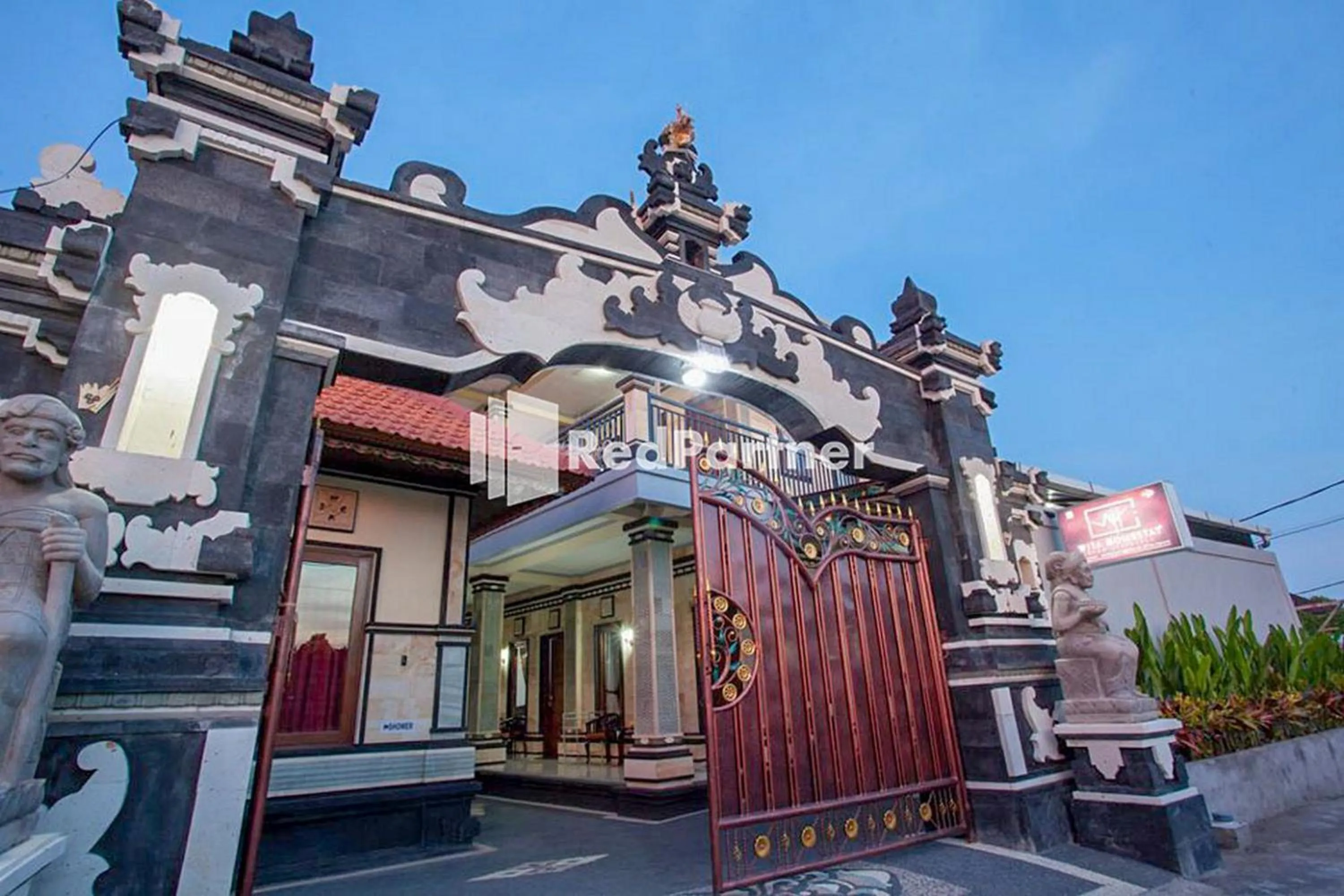 Property building in Wita Homestay Berawa