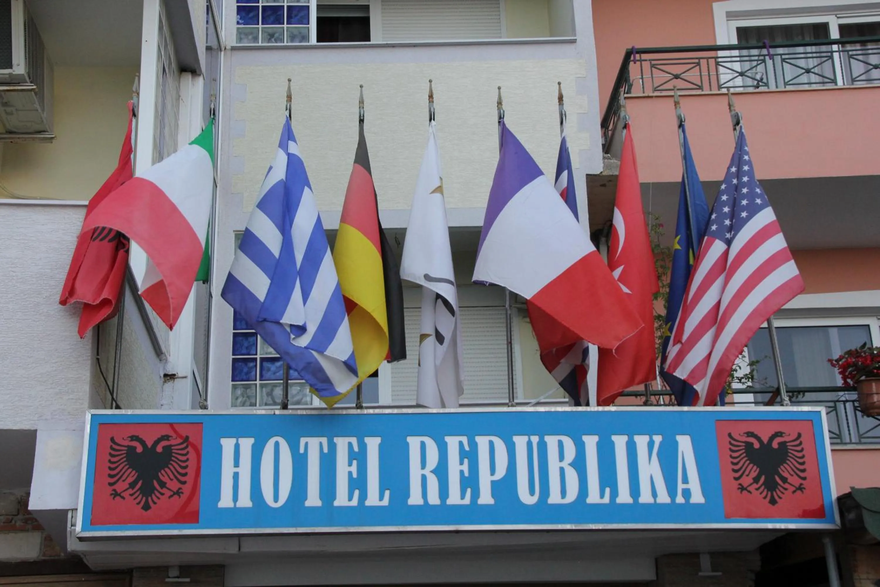 Republika Hotel