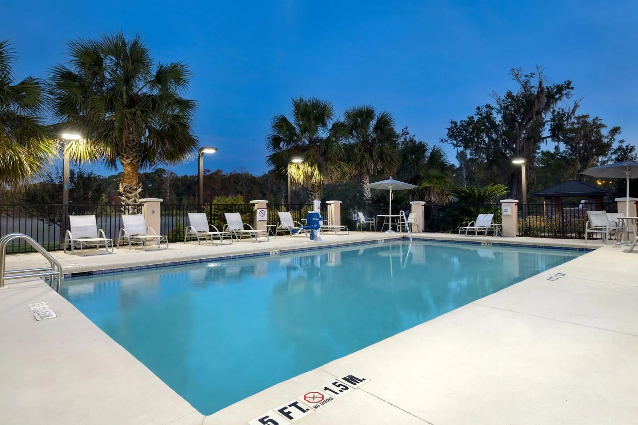 Swimming pool in Staybridge Suites Tallahassee I-10 East by IHG
