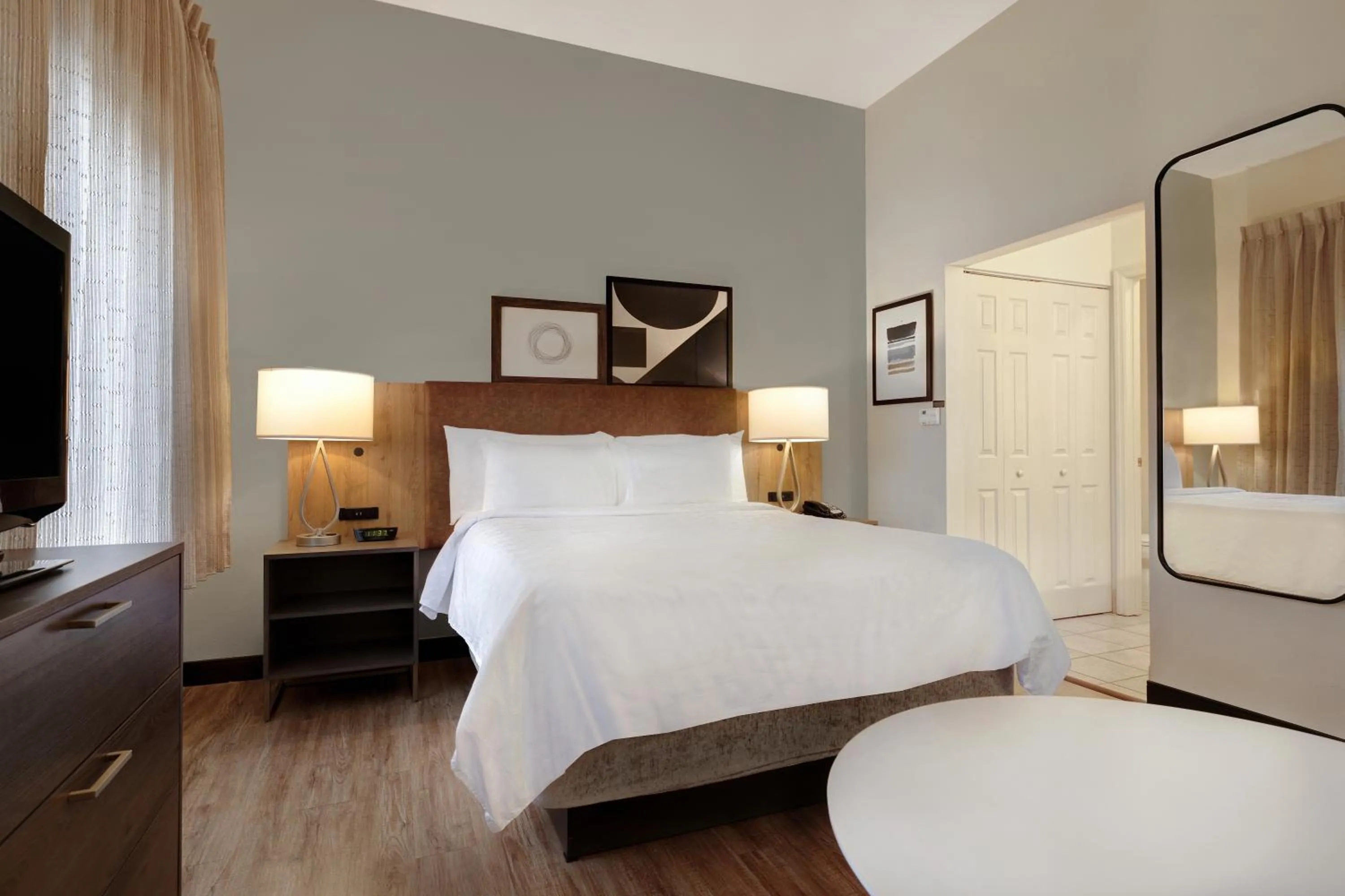 Guests, Bed in Staybridge Suites Tallahassee I-10 East by IHG