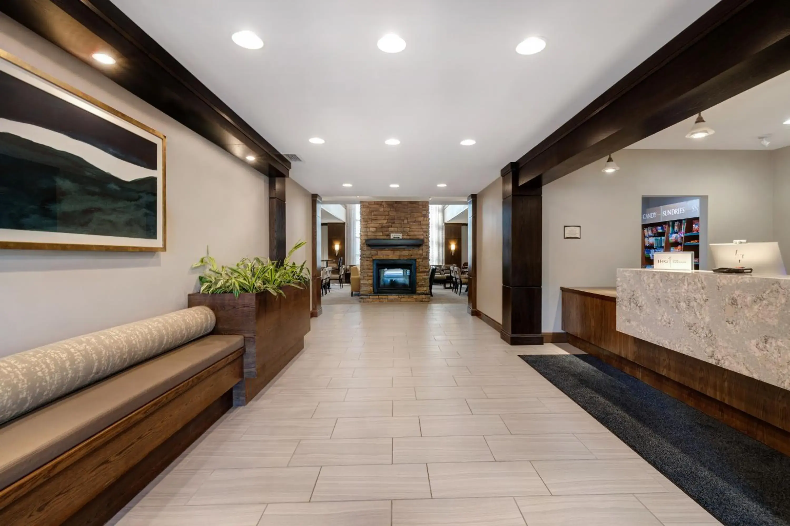 Lobby or reception in Staybridge Suites Tallahassee I-10 East by IHG Lobby or reception in Staybridge Suites Tallahassee I-10 East by IHG