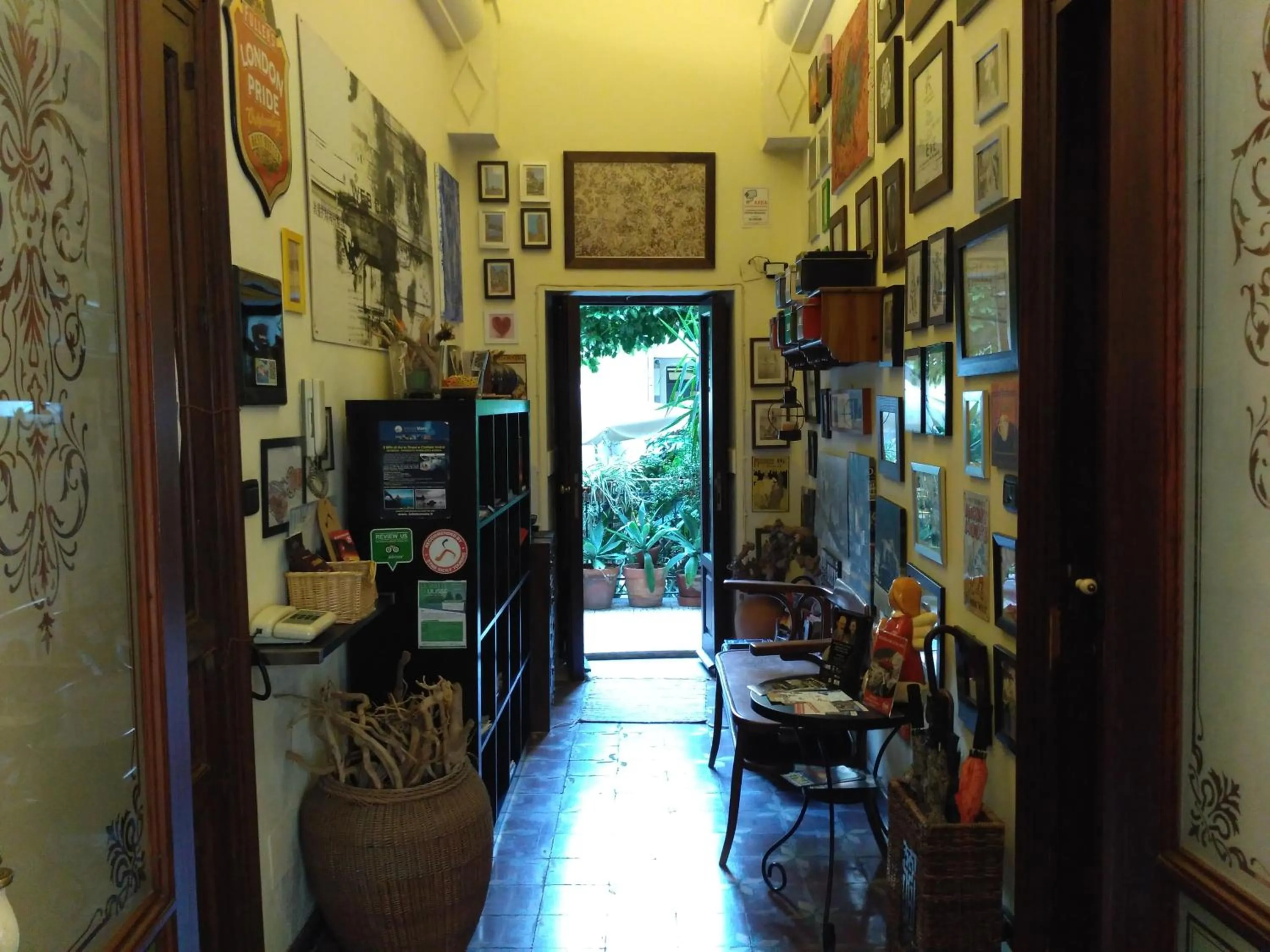Lobby or reception in Casa Barbero Charme B&B