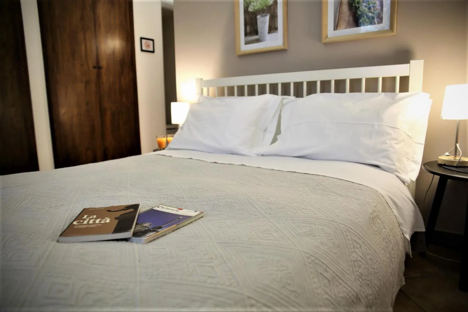 Decorative detail, Bed in Casa Barbero Charme B&B