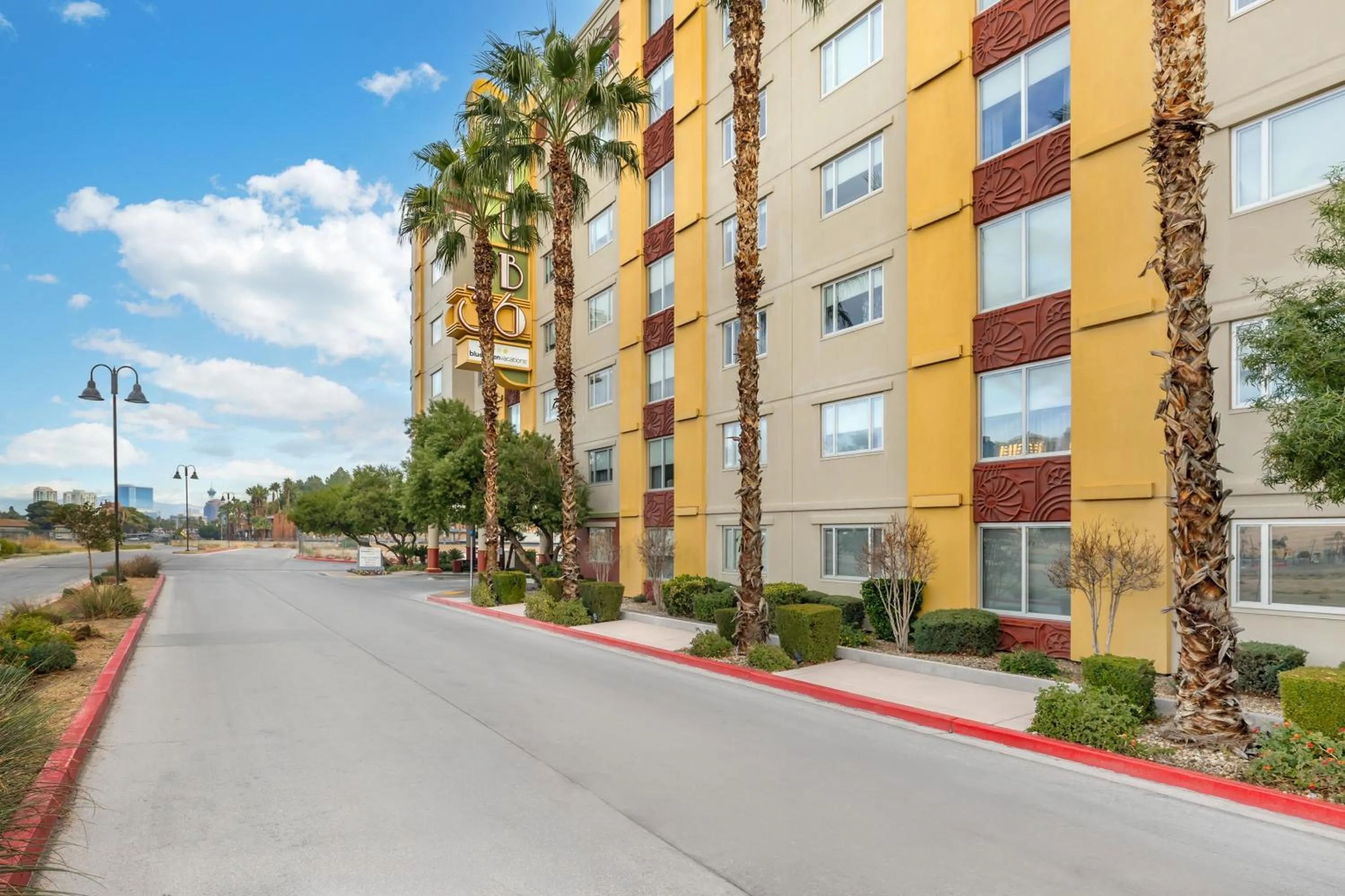 Property building in Bluegreen Vacations Club 36, an Ascend Collection Resort