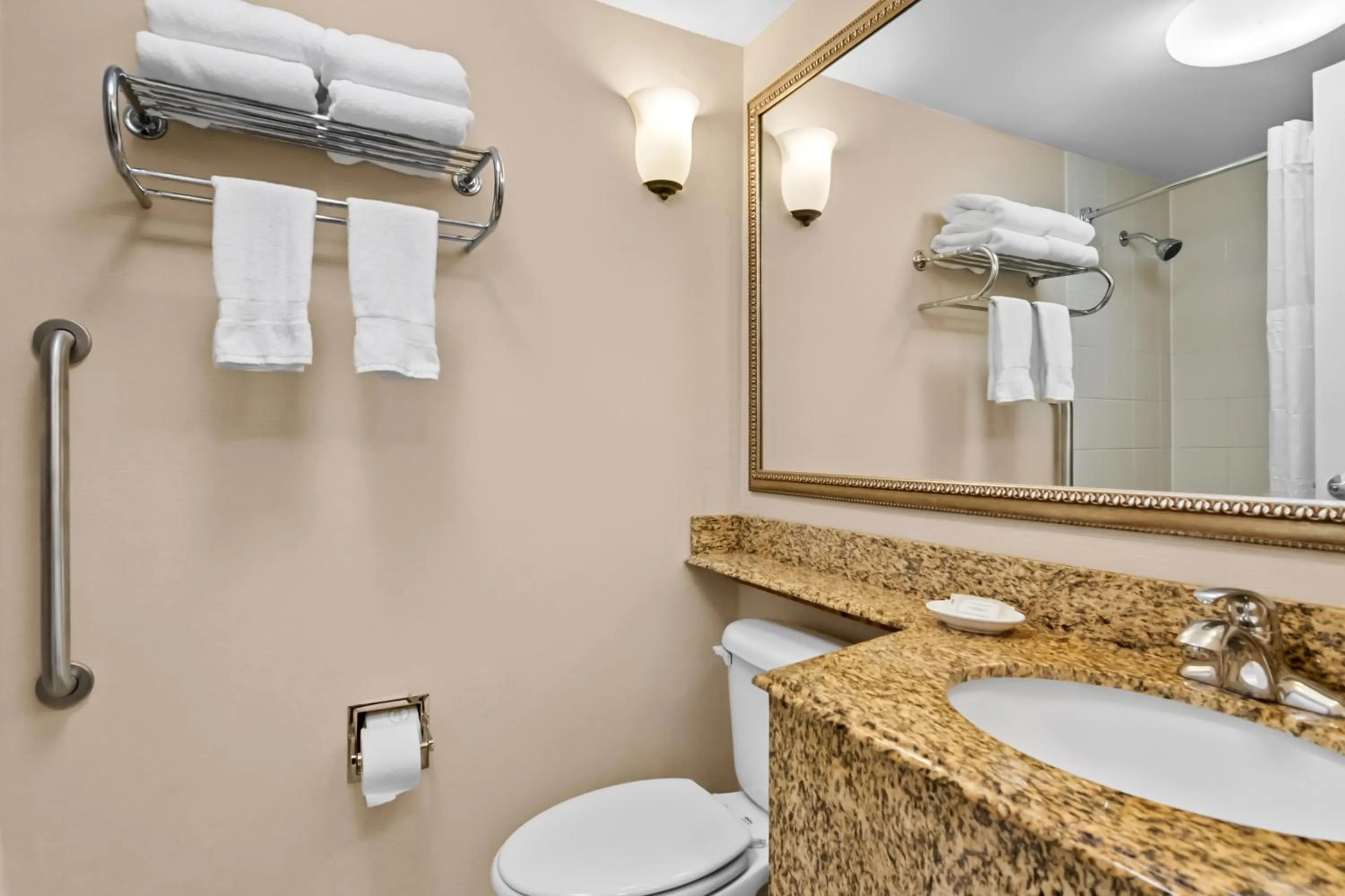 Clarion Inn North Haven - New Haven North