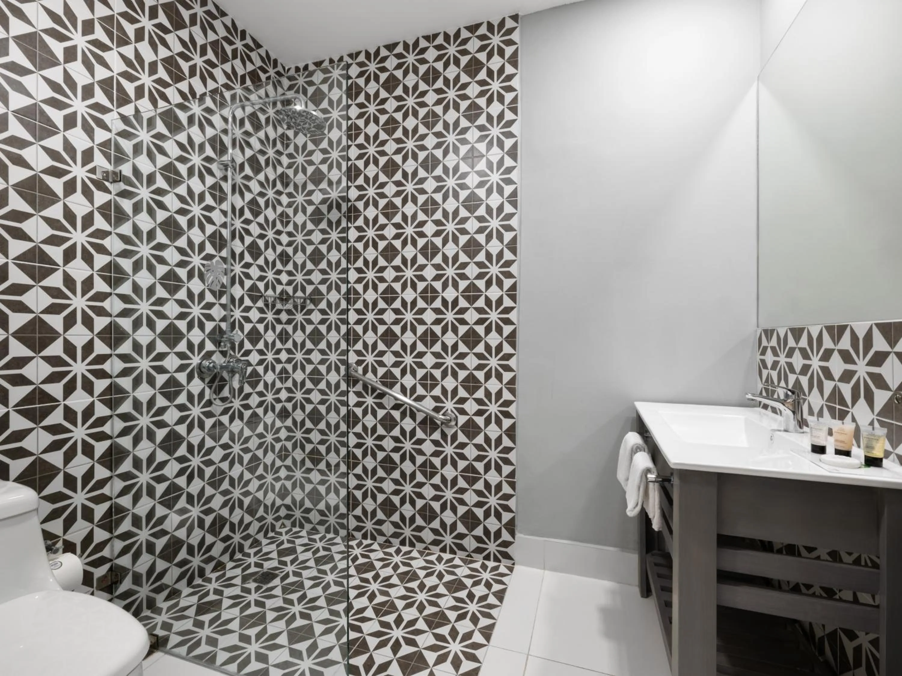 Bathroom in Gran Hotel Europa Santo Domingo Trademark Collection by Wyndham