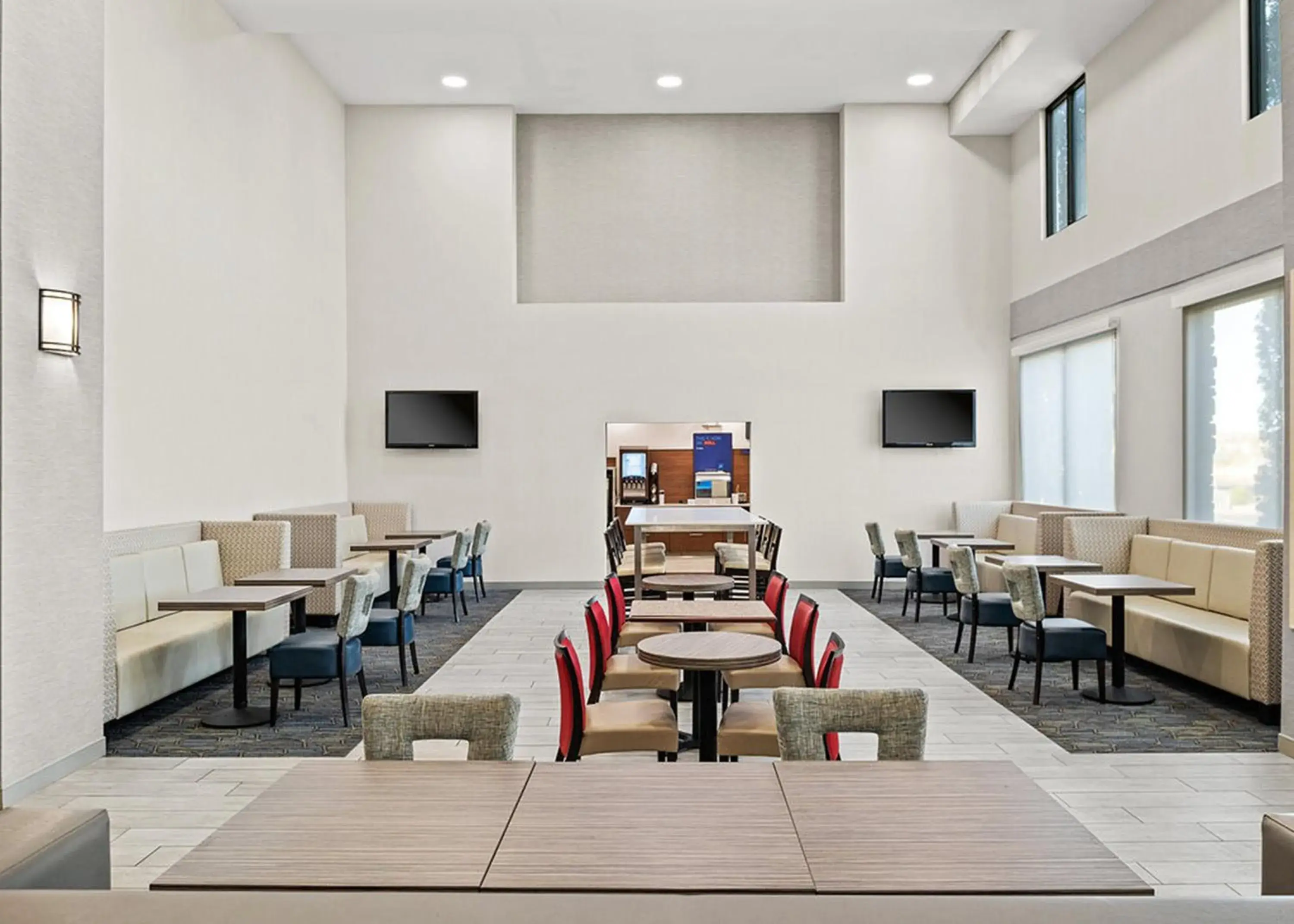 Breakfast in Holiday Inn Express Hotel & Suites Twentynine Palms by IHG Breakfast in Holiday Inn Express Hotel & Suites Twentynine Palms by IHG