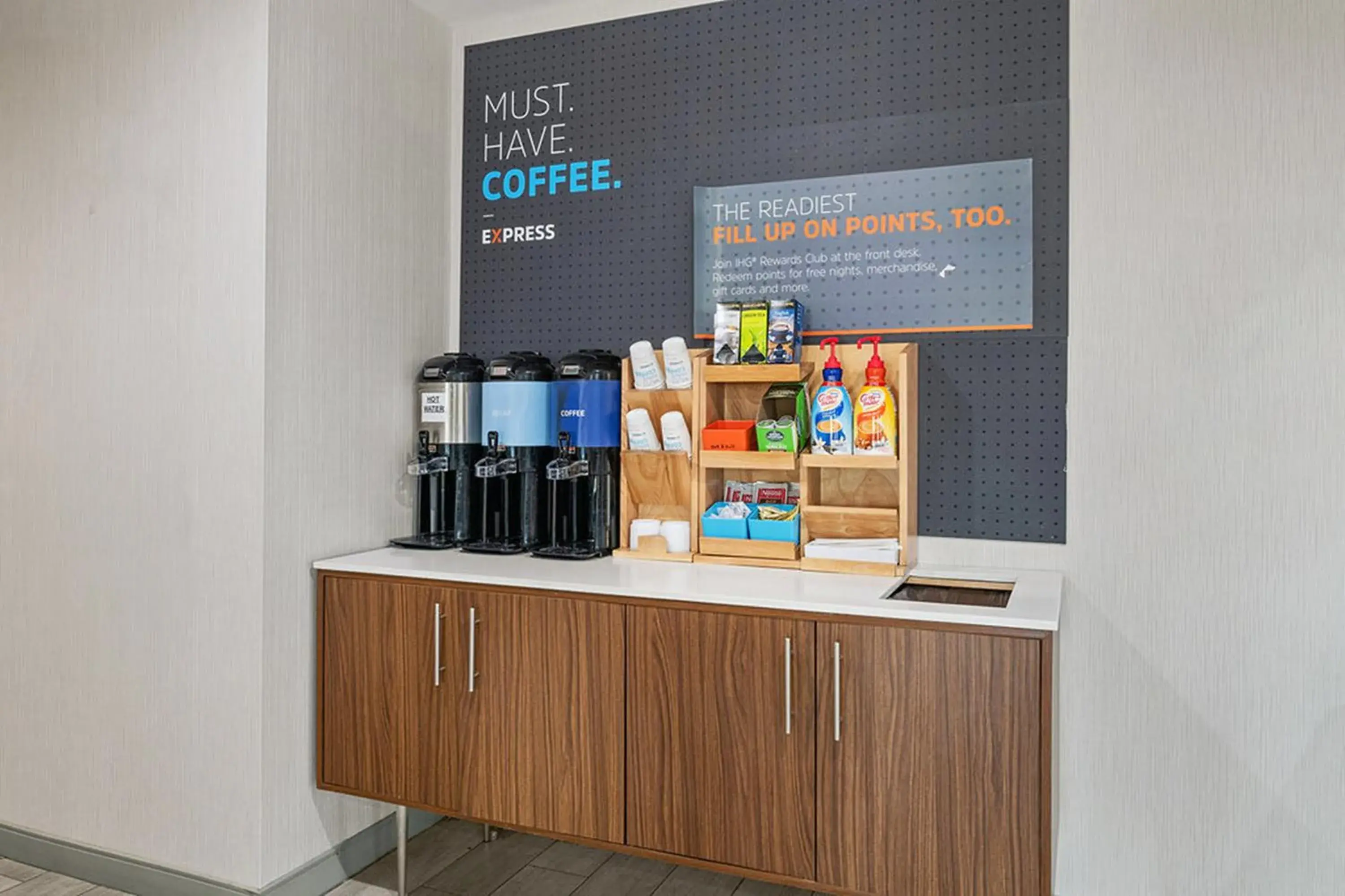 Property building in Holiday Inn Express Hotel & Suites Twentynine Palms by IHG Property building in Holiday Inn Express Hotel & Suites Twentynine Palms by IHG