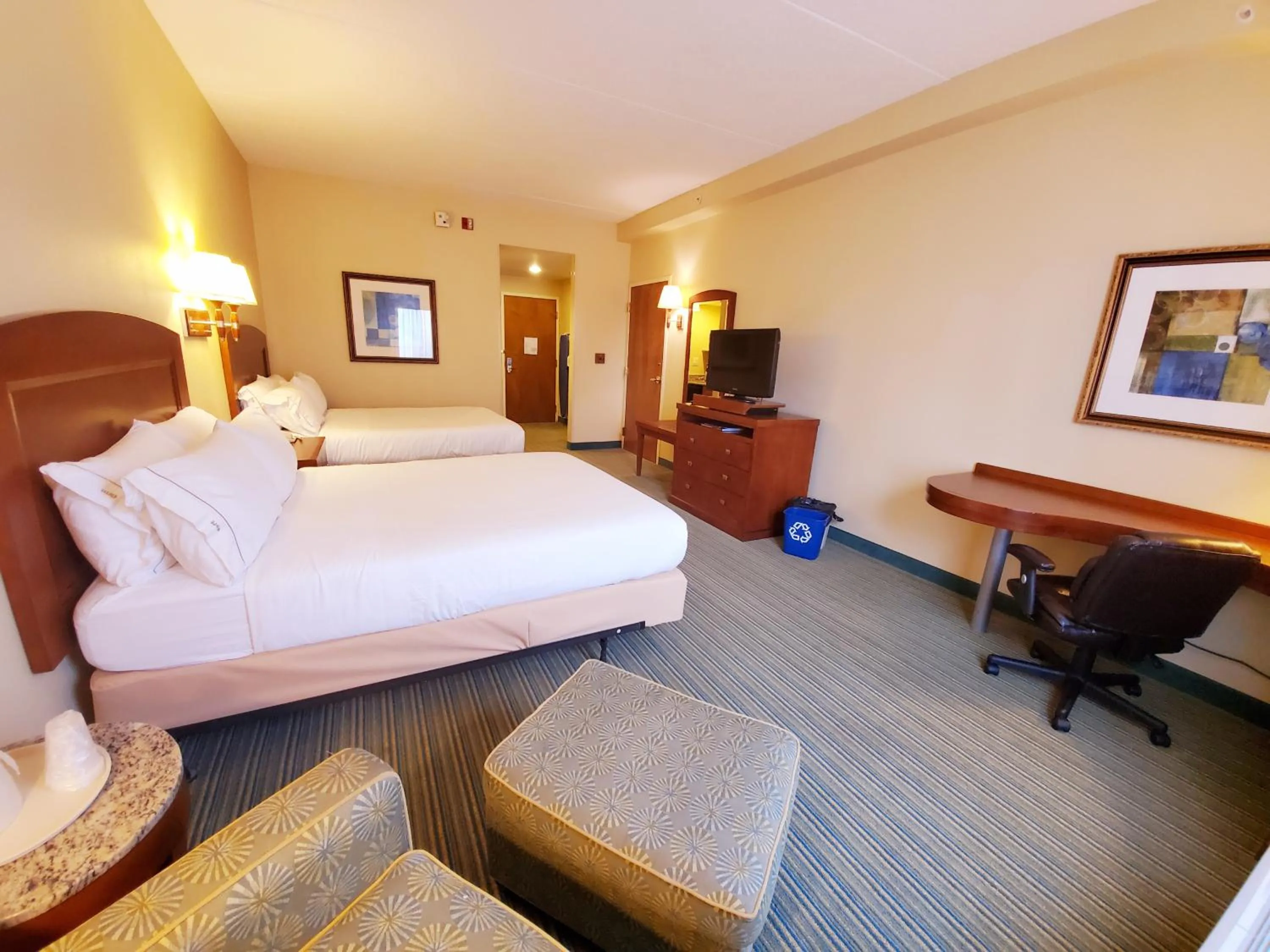 Photo of the whole room, Bed in Beach Boutique Hotel