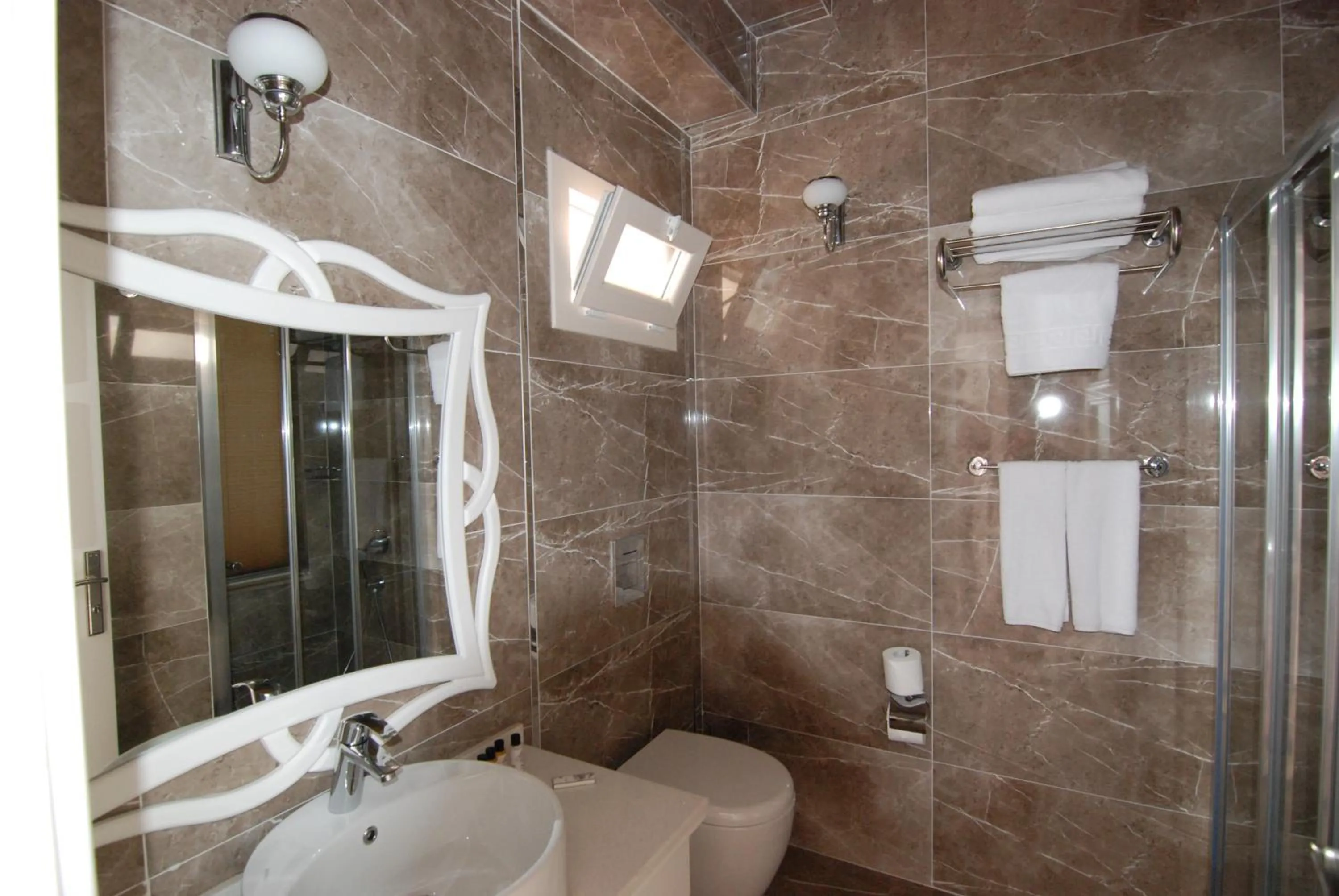 Shower in Alaçatı The Design Hotel