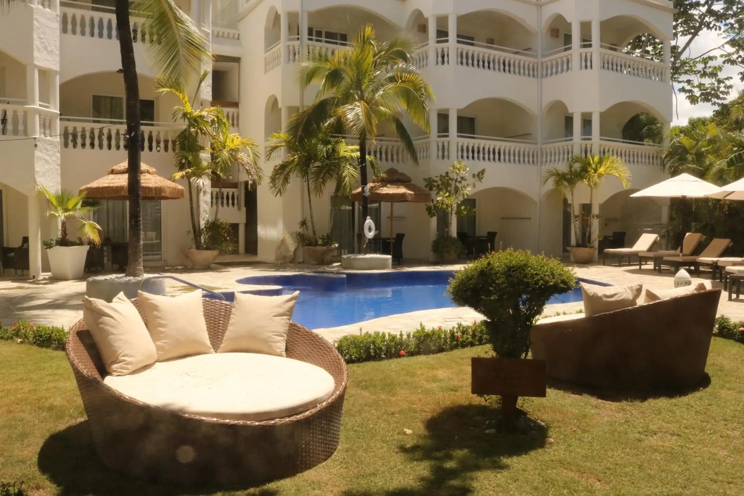 Pool view in Hotel Villa Taina Pool view in Hotel Villa Taina