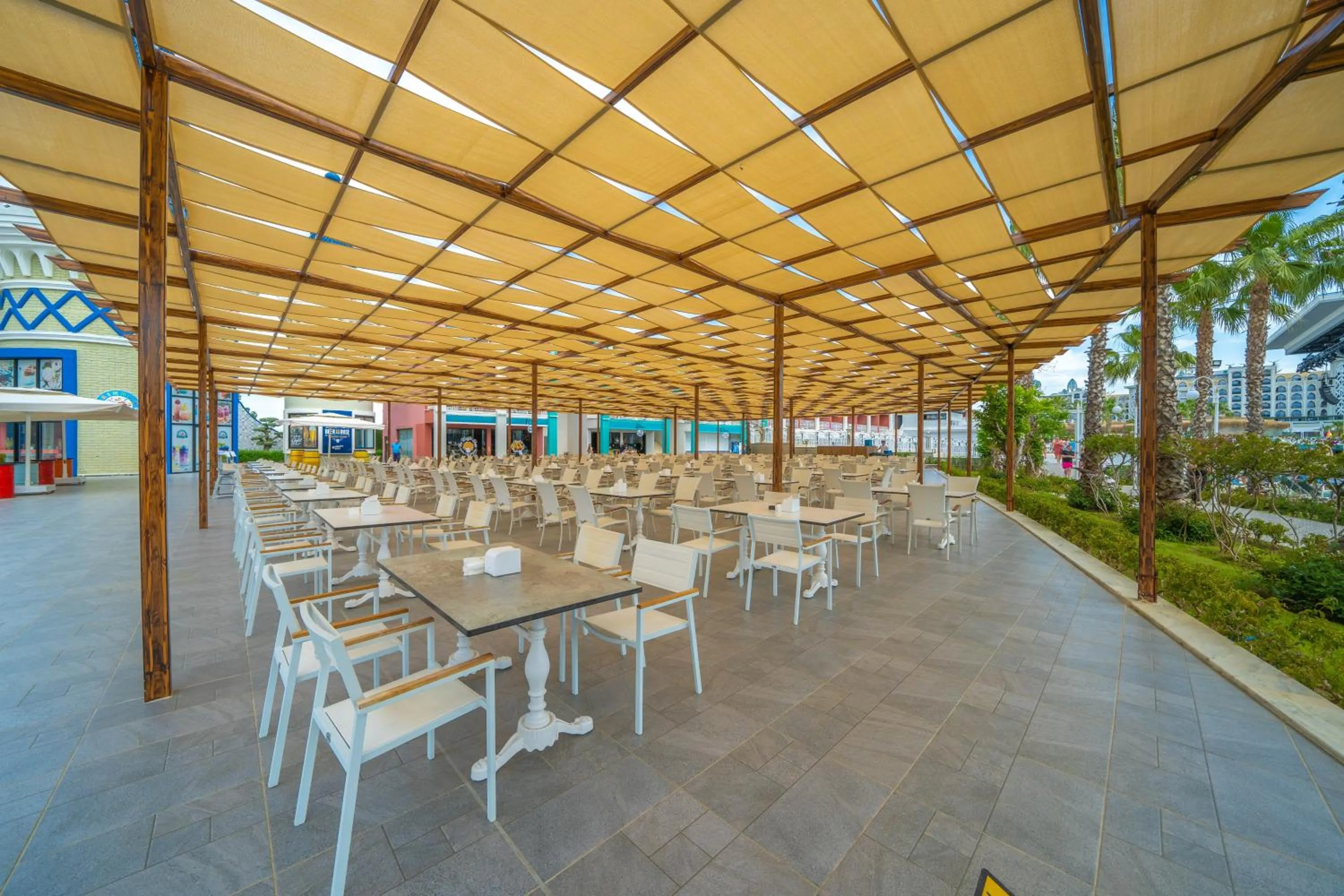 Restaurant/places to eat in Granada Luxury Belek - Family Kids Concept