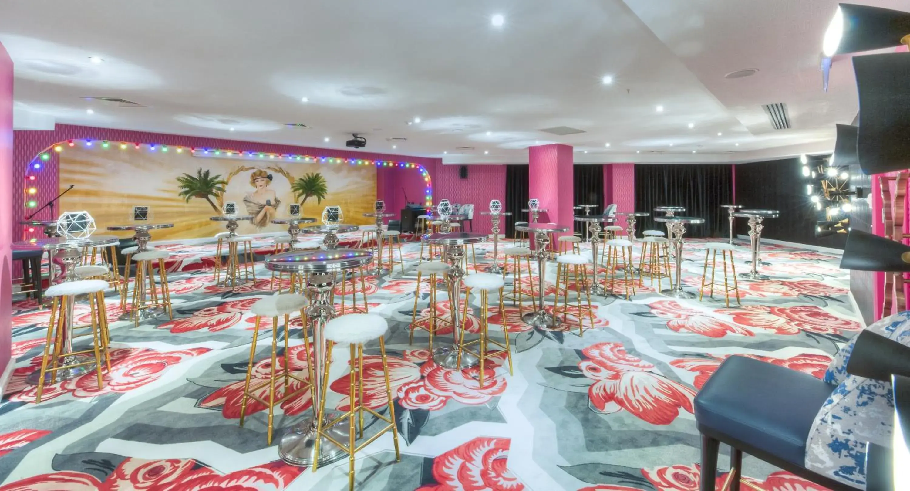 Karaoke, Banquet Facilities in Granada Luxury Belek - Kids Concept