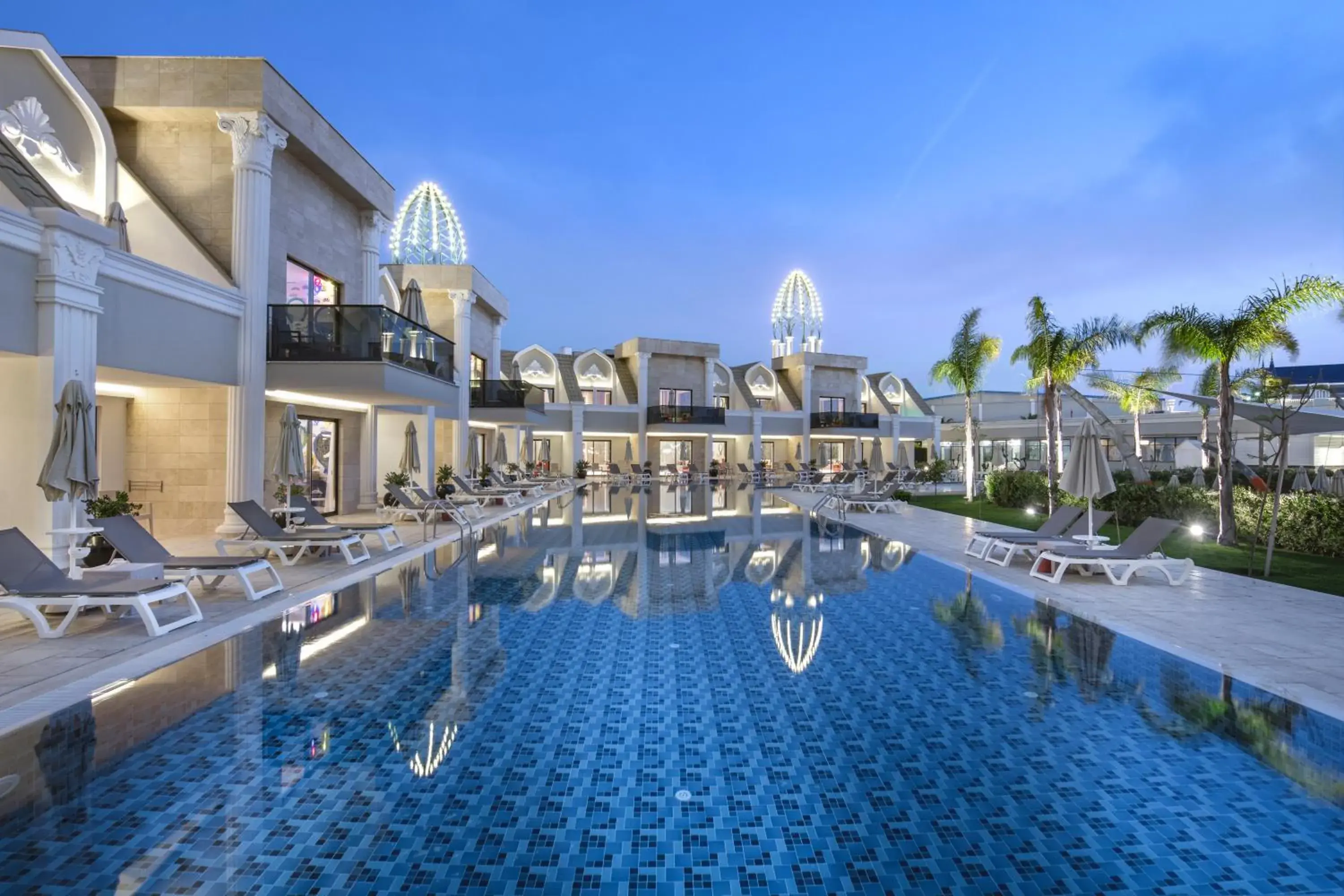 Swimming Pool in Granada Luxury Belek - Kids Concept