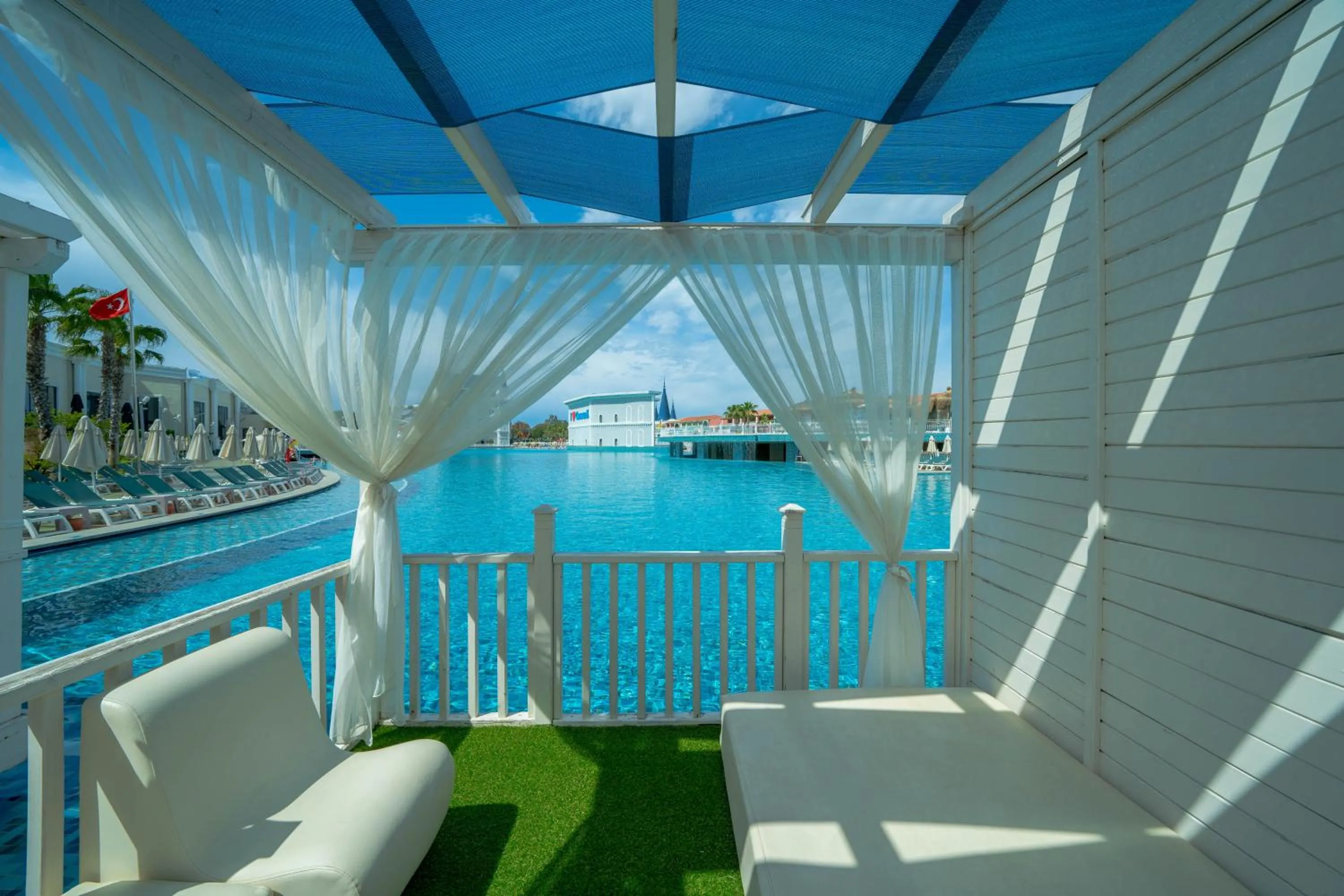 Swimming pool in Granada Luxury Belek - Family Kids Concept