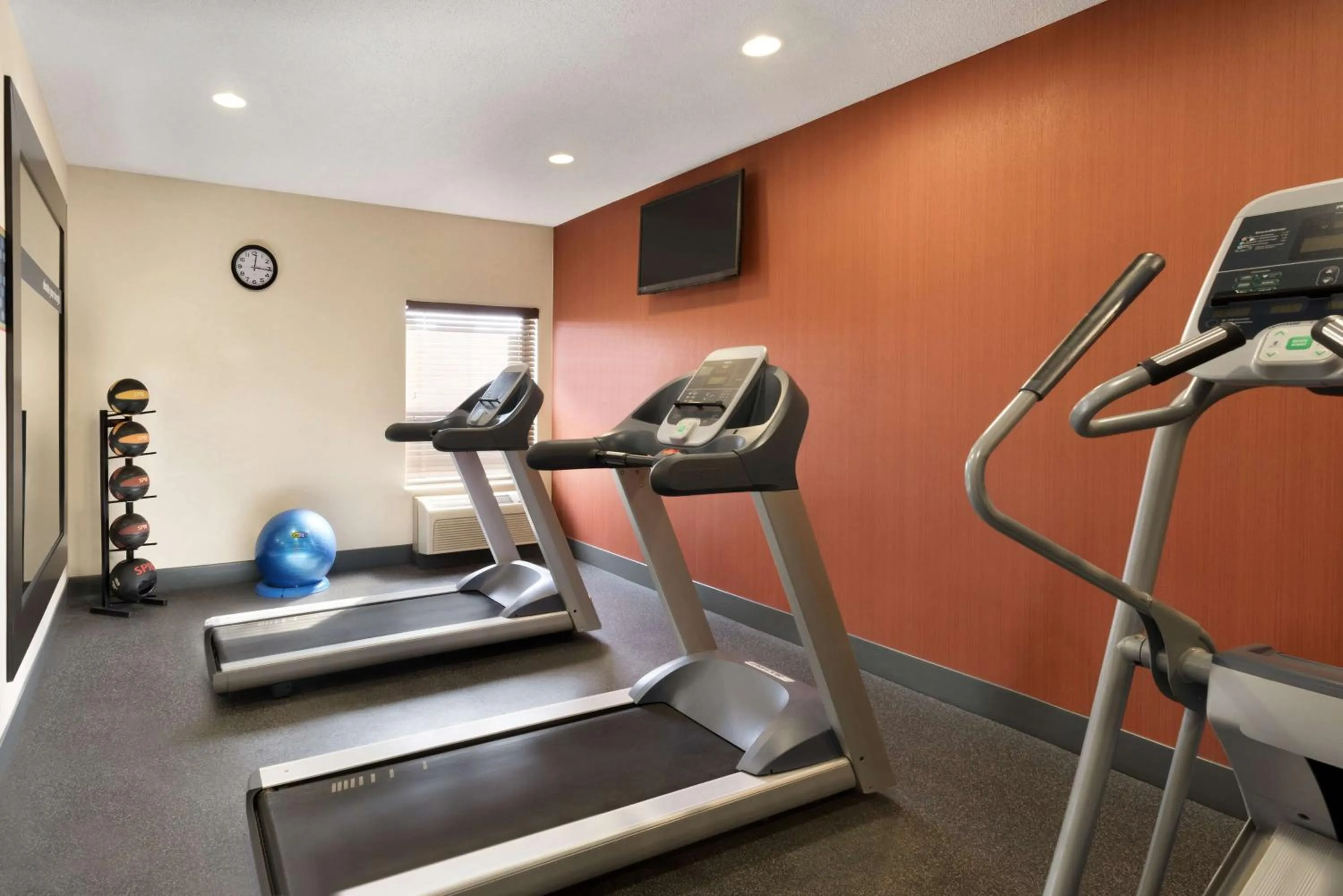 Fitness centre/facilities in Hampton Inn Battle Creek