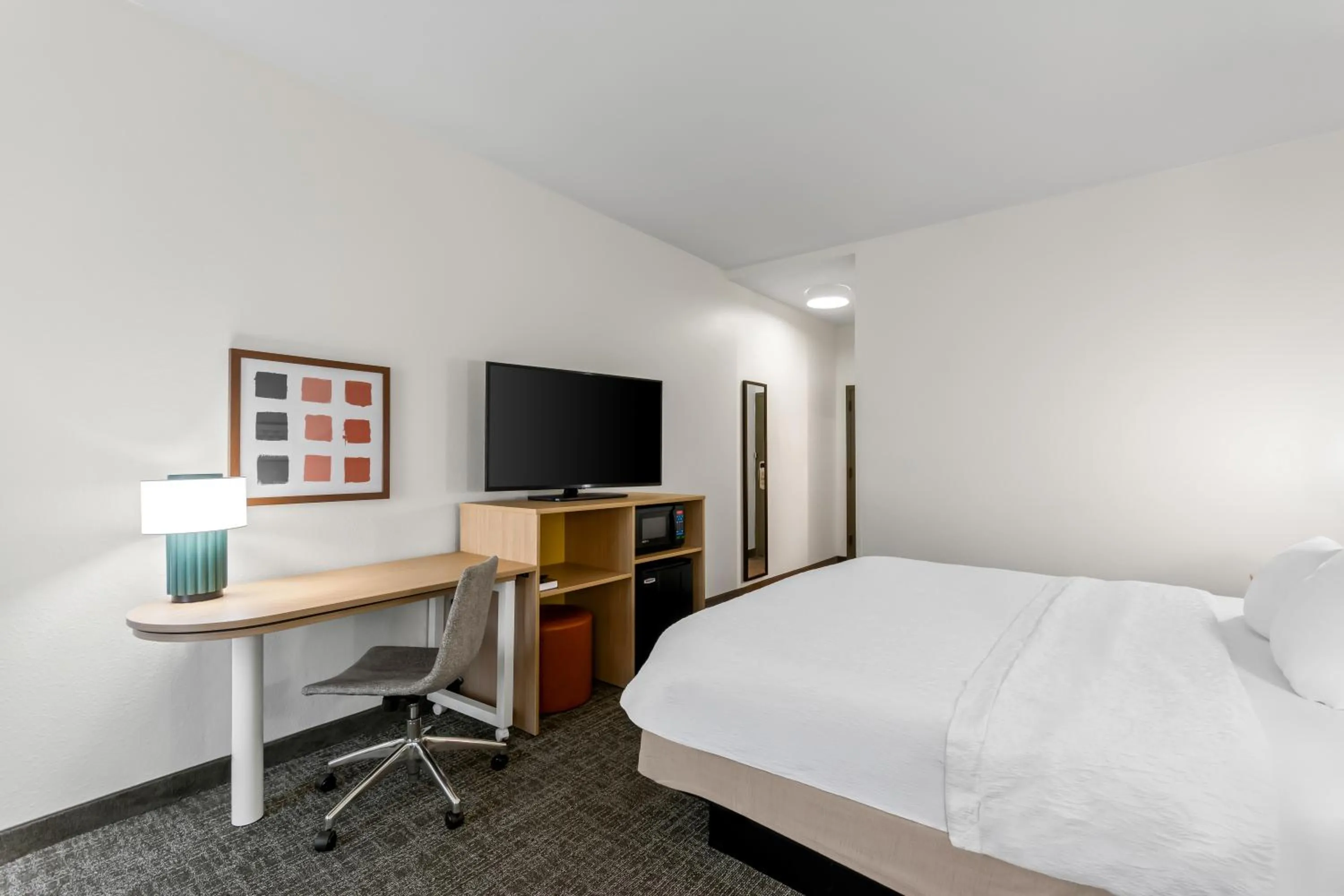 Bed in Spark by Hilton Bardstown